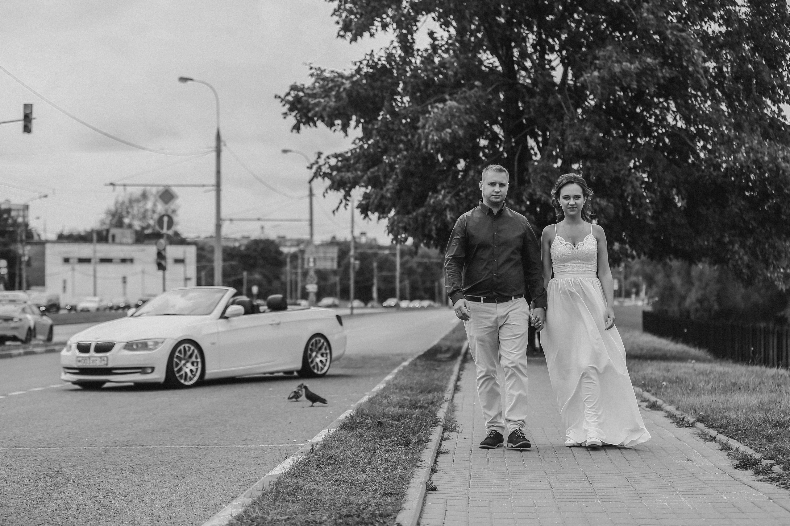 Свадебная прогулка в Ч\Б. Фотограф Антон Чупринин