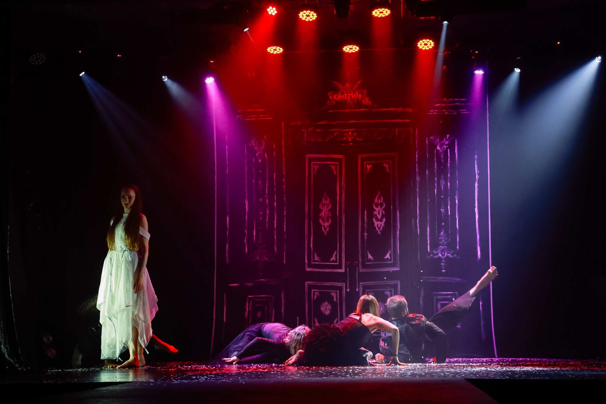 Пластический спектакль Онегин _ IVEX. Фотограф Юлия Мальцева