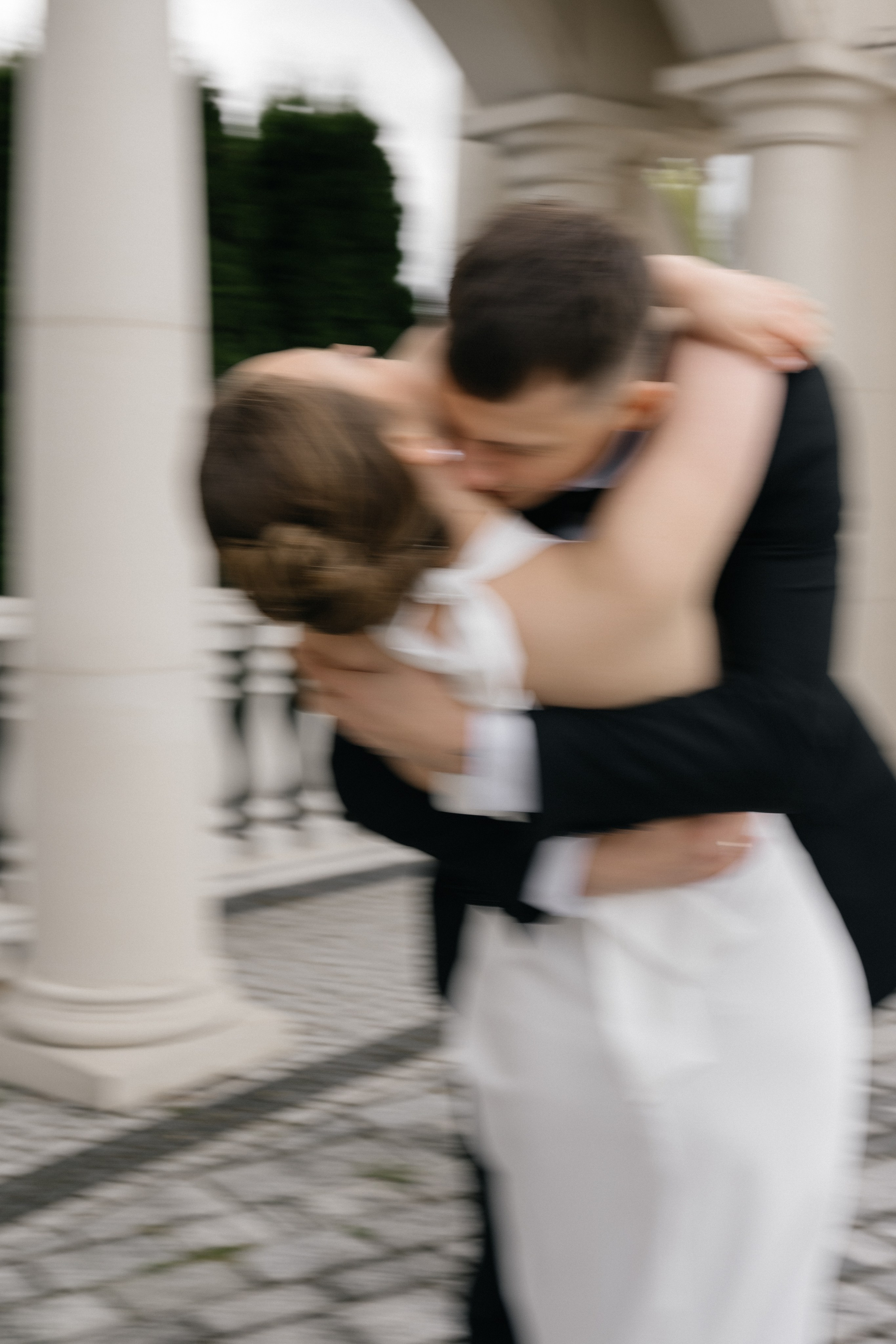Wedding day in Martinique Bar. Wedding PHOTOGRAPHER Andrew Vnukov