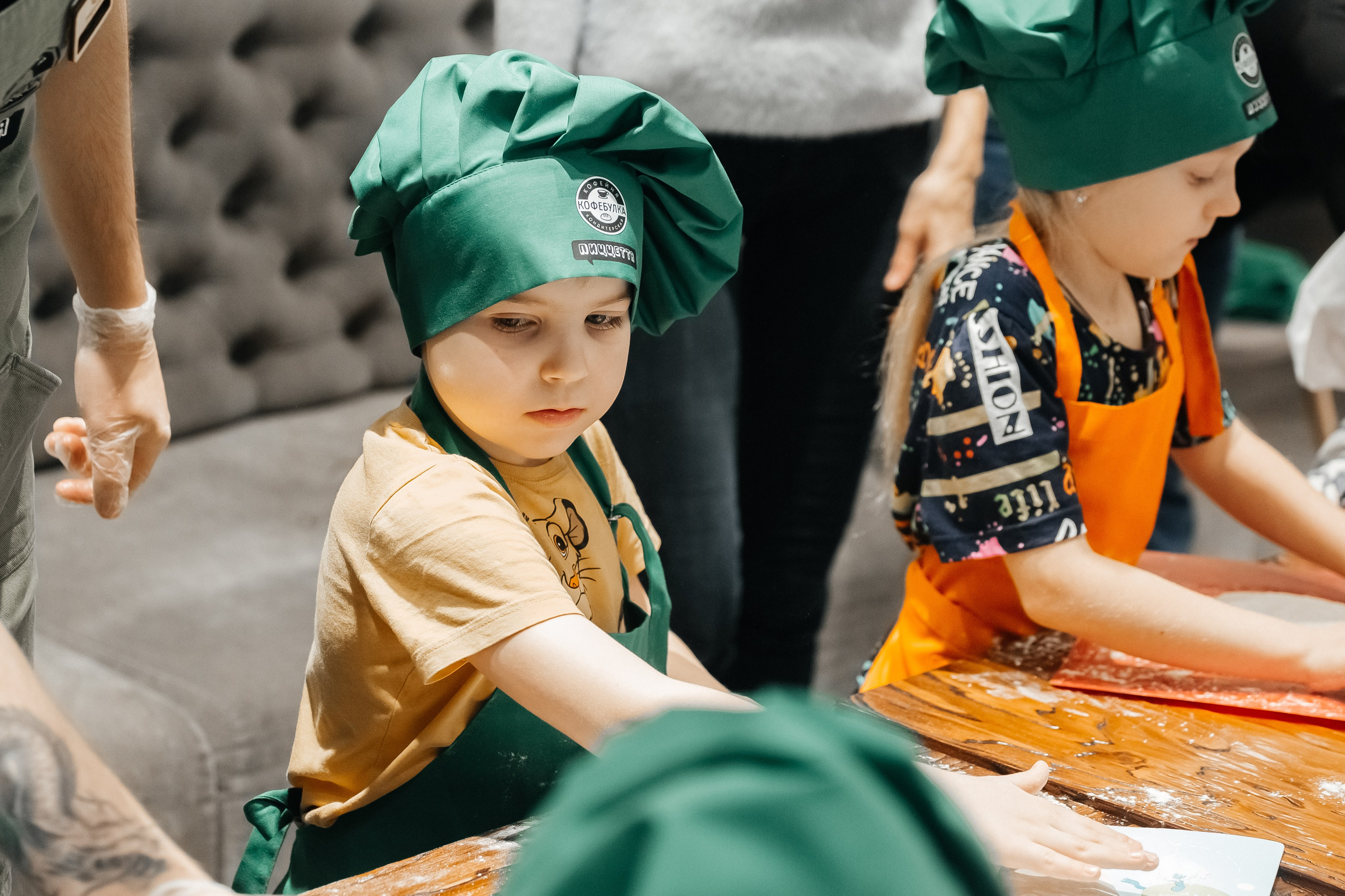 Детский мастер-класс в «Кофебулка». Фотограф Кемерово | Сергей