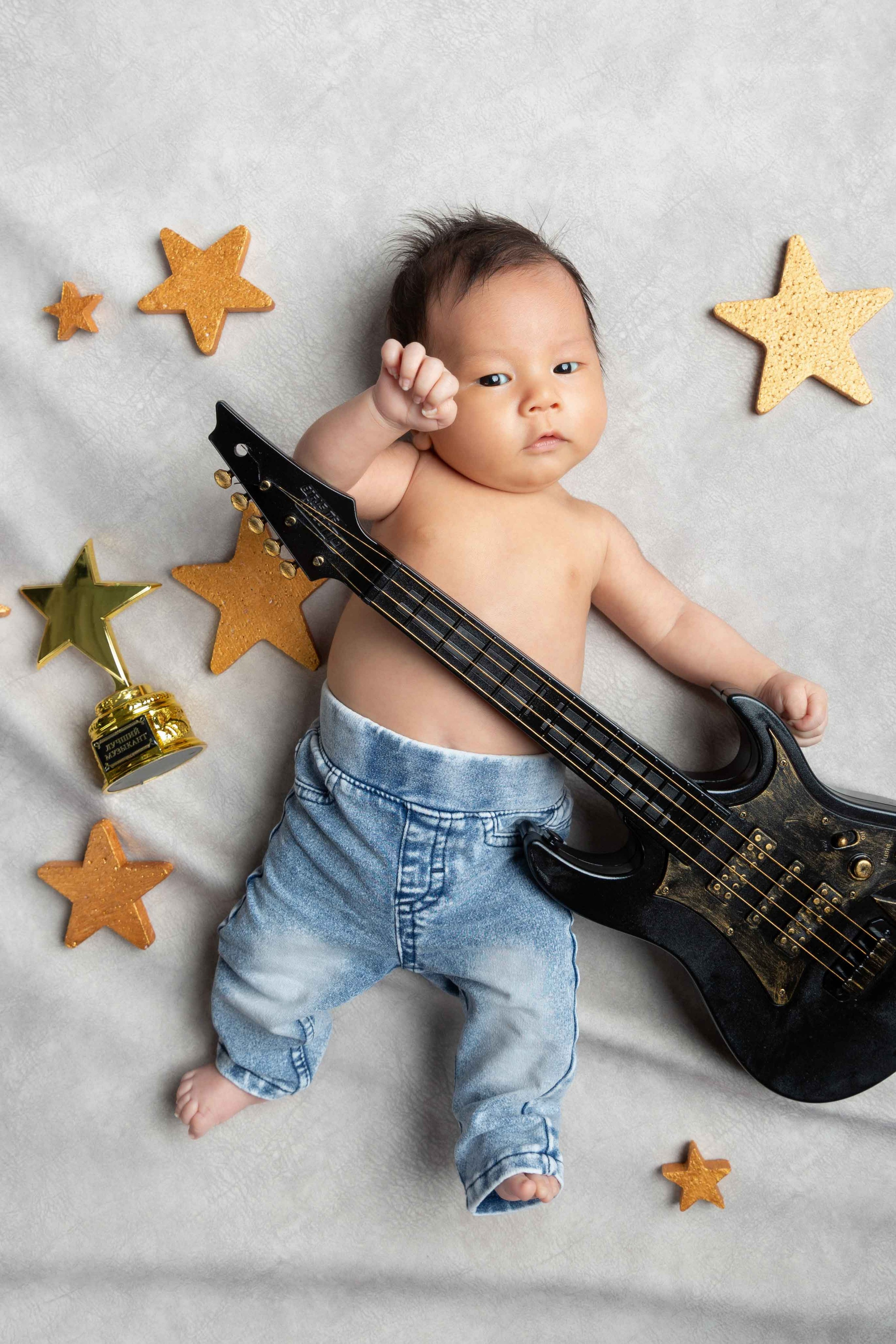 Новорожденные и младенцы. Фотостудия Алматы. Фотосъемка Алматы. Фотосессия Алматы. Фотокурсы. Обучение фотографии. Аренда студии