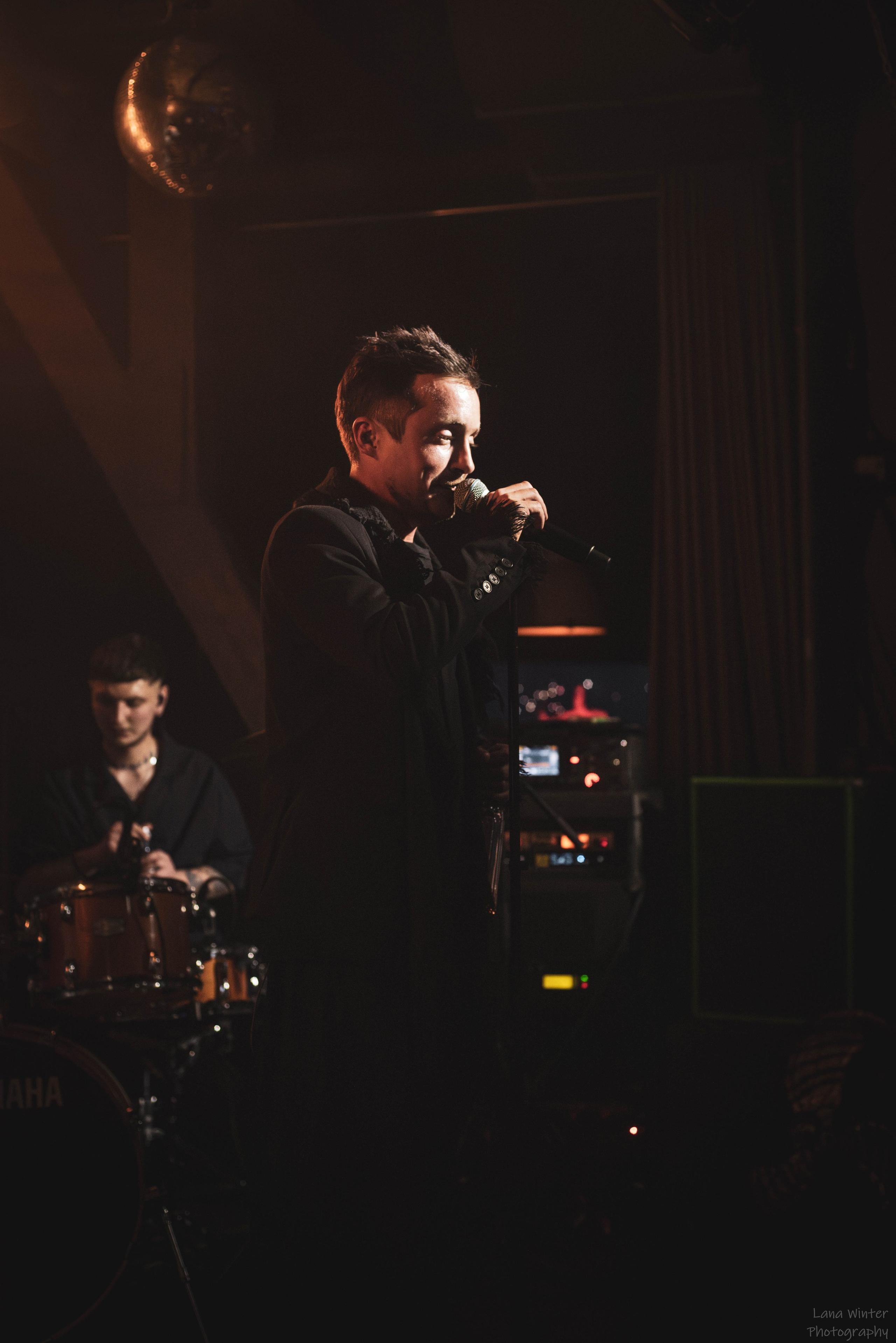 Площадь Восстания (8 марта 2025 года, Москва, клуб Техника Безопасности). Фотограф Светлана Блинова, Москва и Московская область