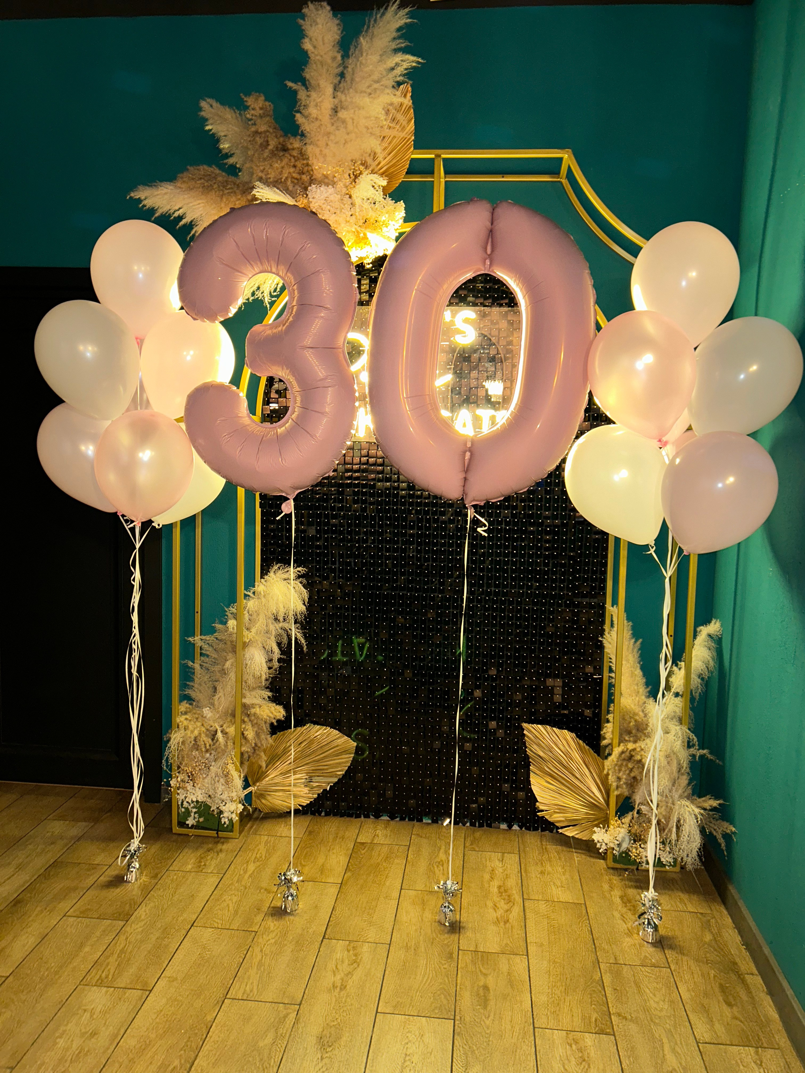 Фотозона eazy. Izmailov loft