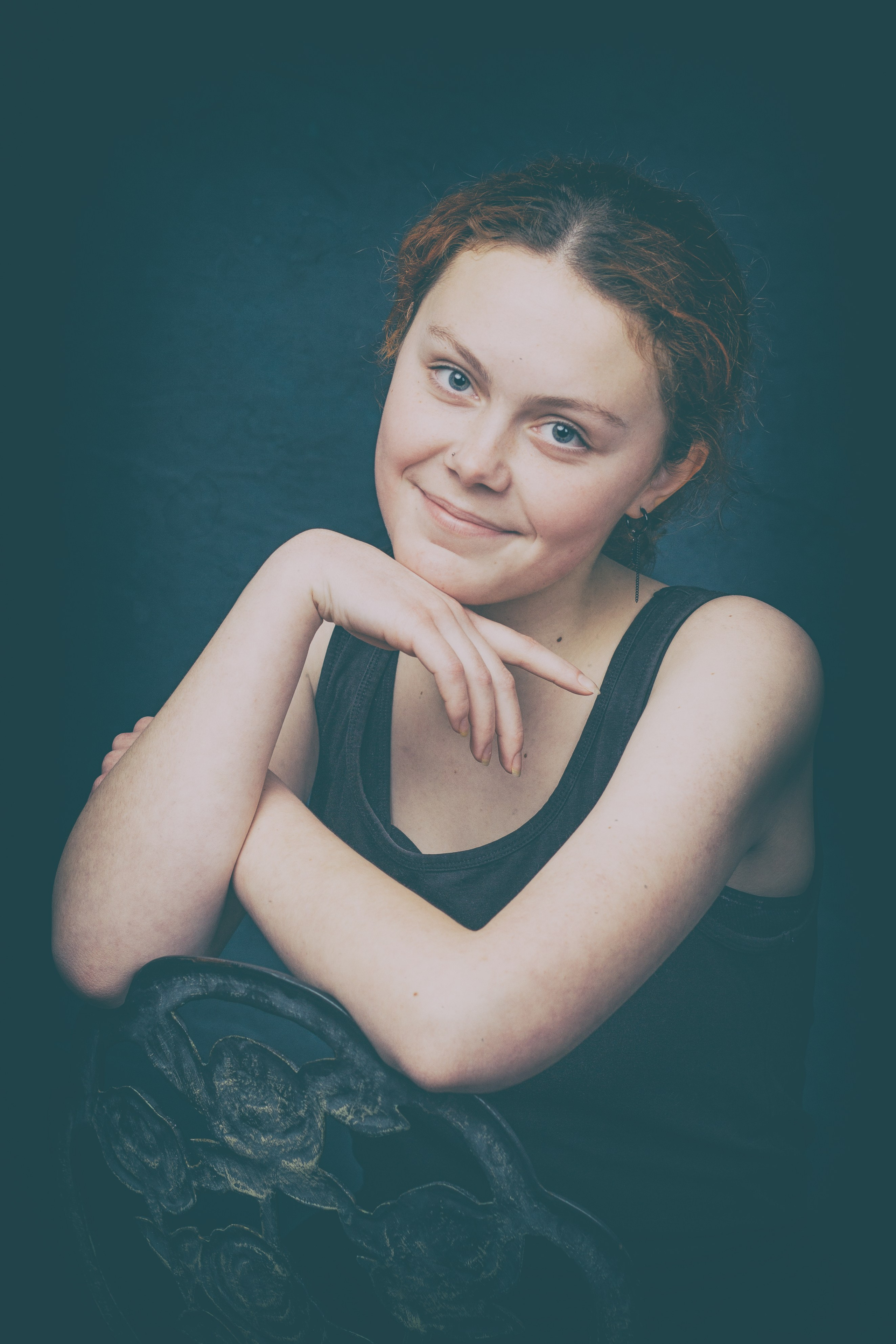 Съемка женского студийного портрета