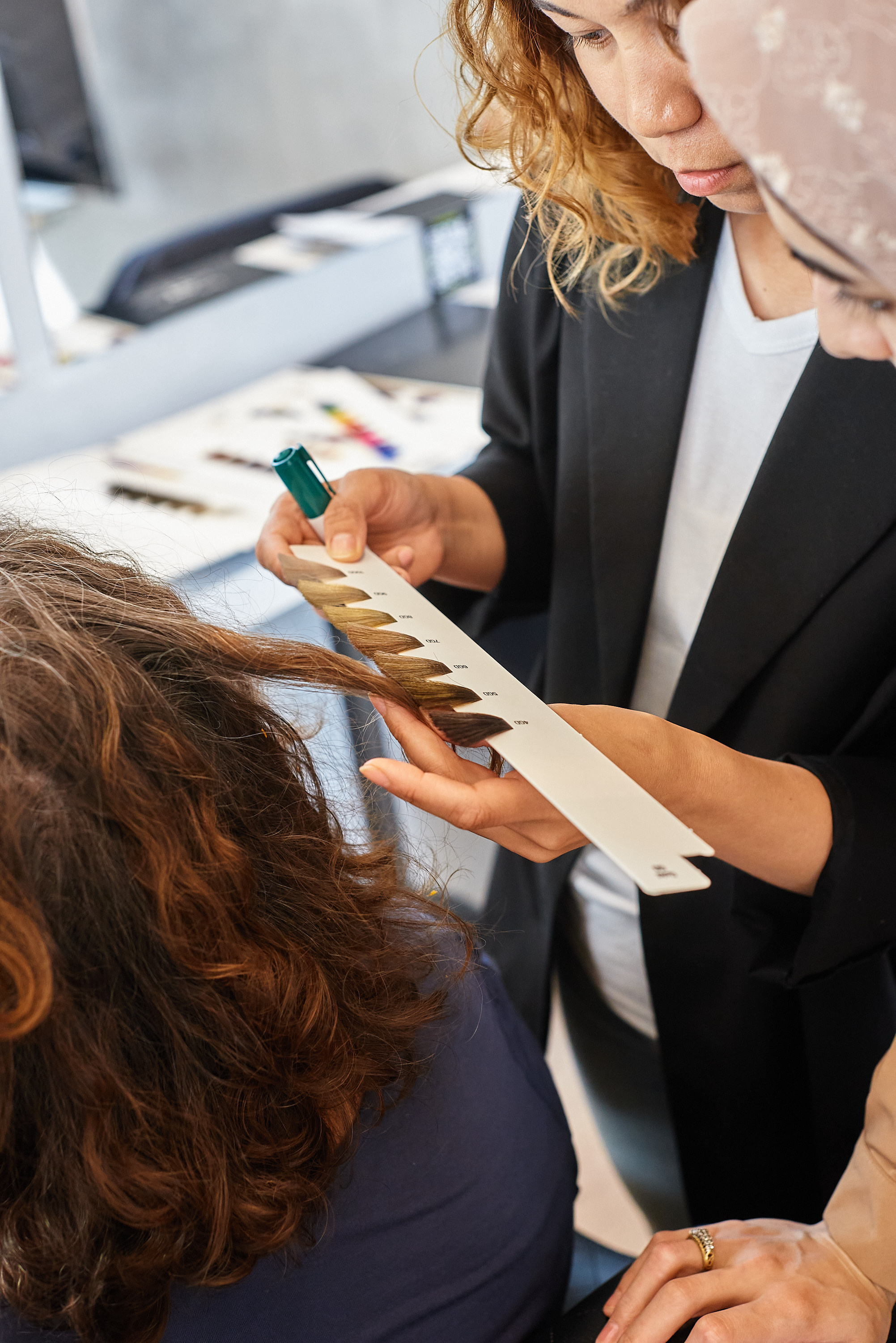 Репортажная съёмка базового семинара Organic Colour Systems. Артём Савиных — профессиональный фотограф в Москве | Репортажи, свадьбы, портреты