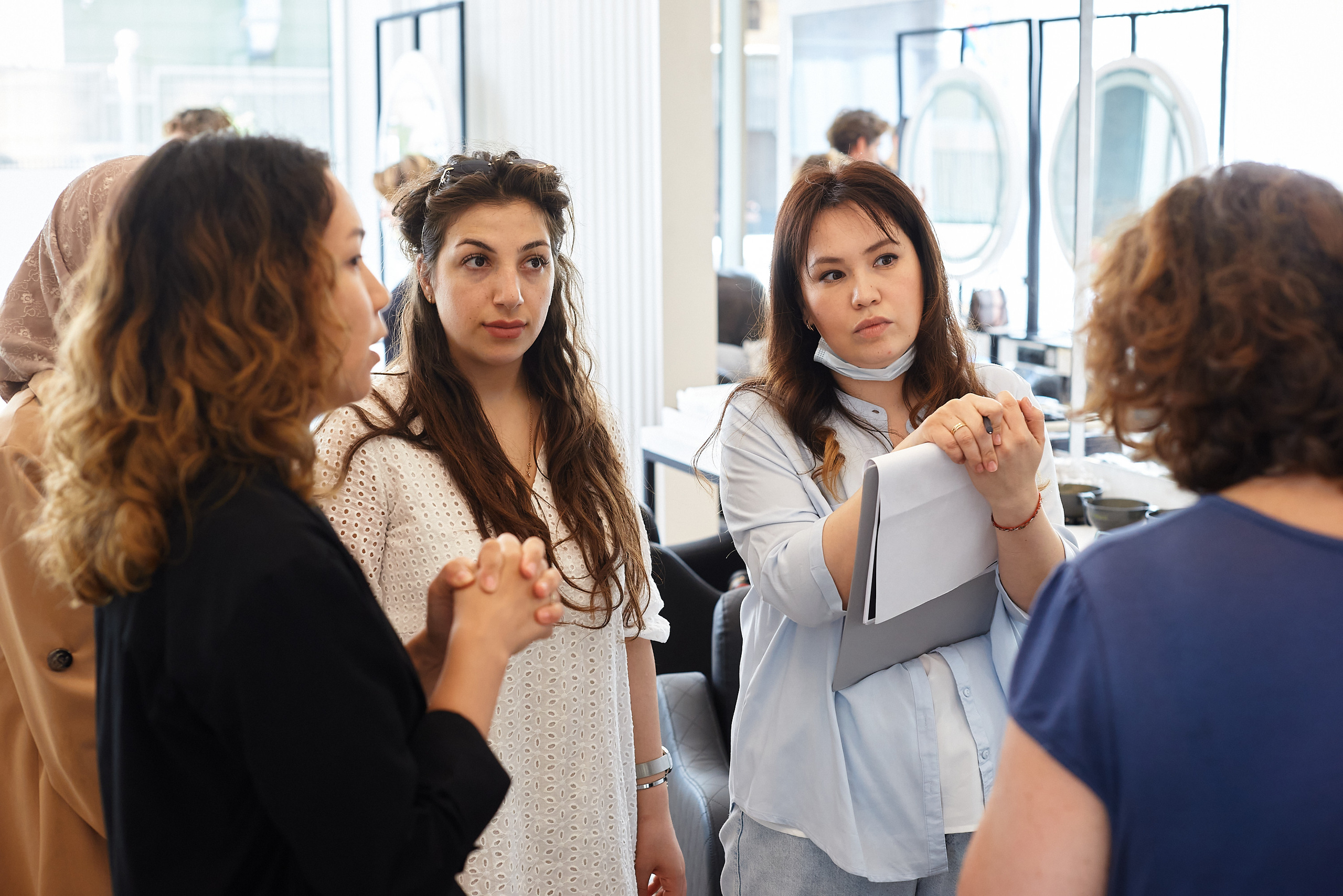 Репортажная съёмка базового семинара Organic Colour Systems. Артём Савиных — профессиональный фотограф в Москве | Репортажи, свадьбы, портреты