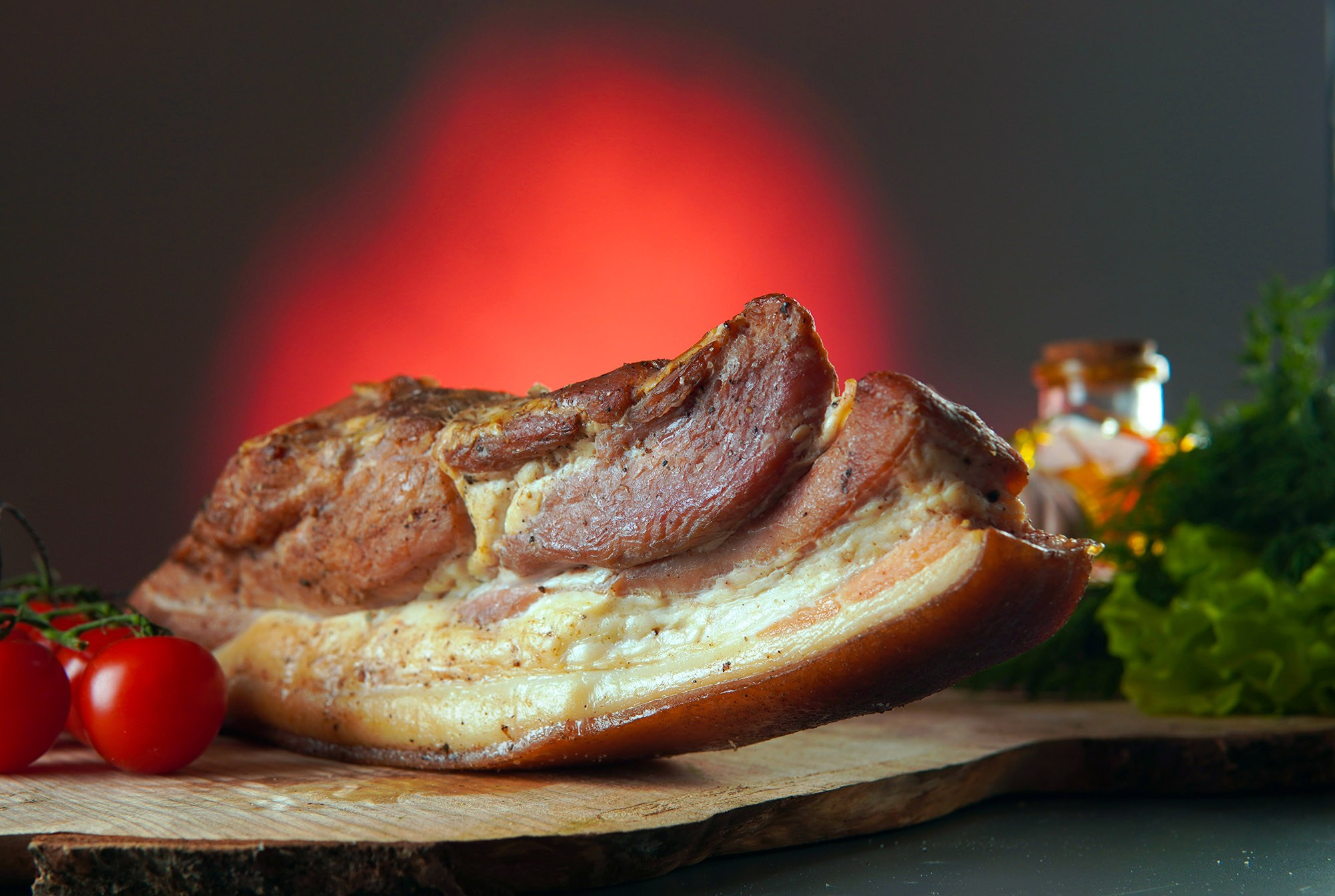 Фотосъемка мяса и рыбы. Съемка консервов. Предметный фотограф Киров. Съемка для маркетплейсов