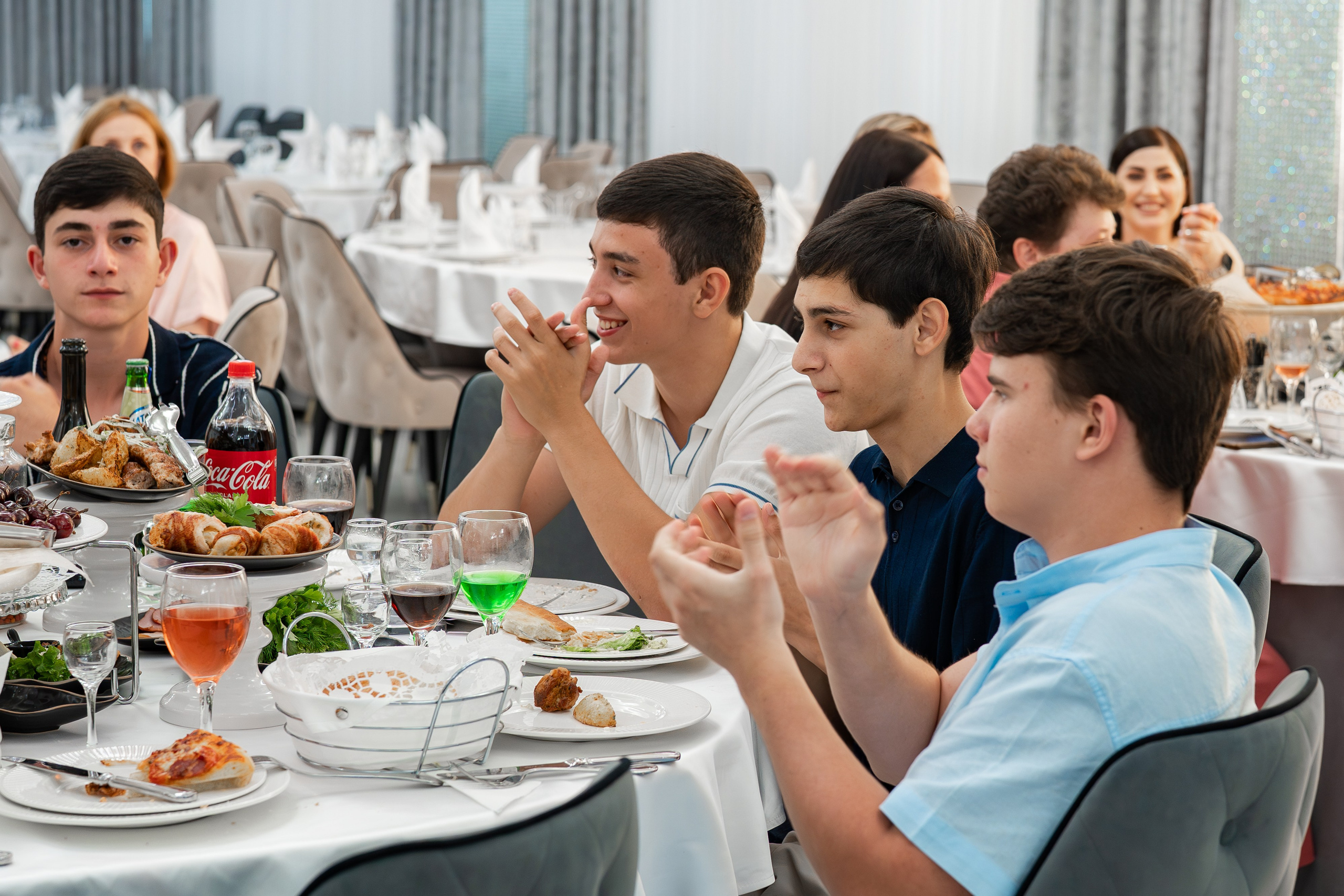 Школьный бал. Фотограф видеограф Геннадий Янбаев в Сочи, Краснодаре