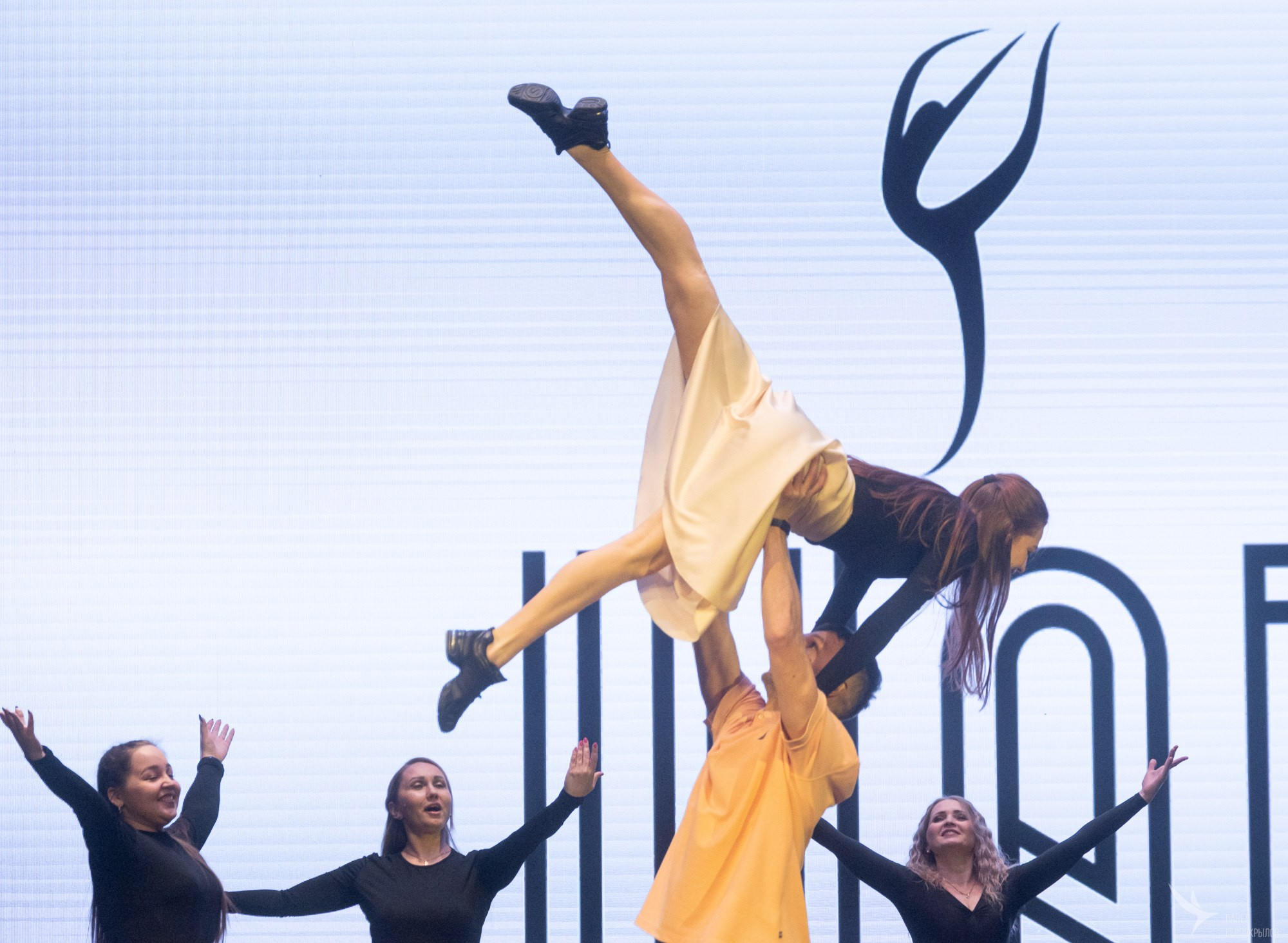 Шаг. Репортажный фотограф в Казани Павел Серпокрылов