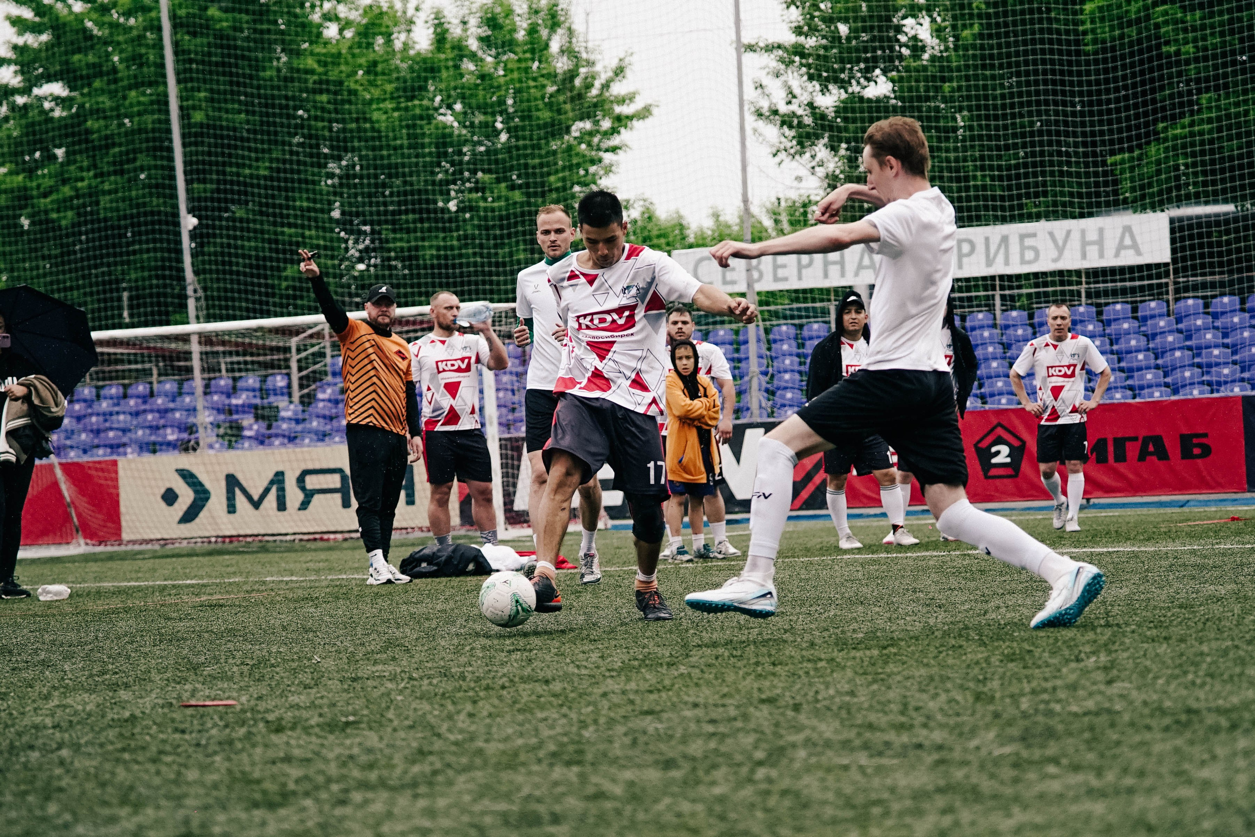 SPORT SHOOTS. Awes fram