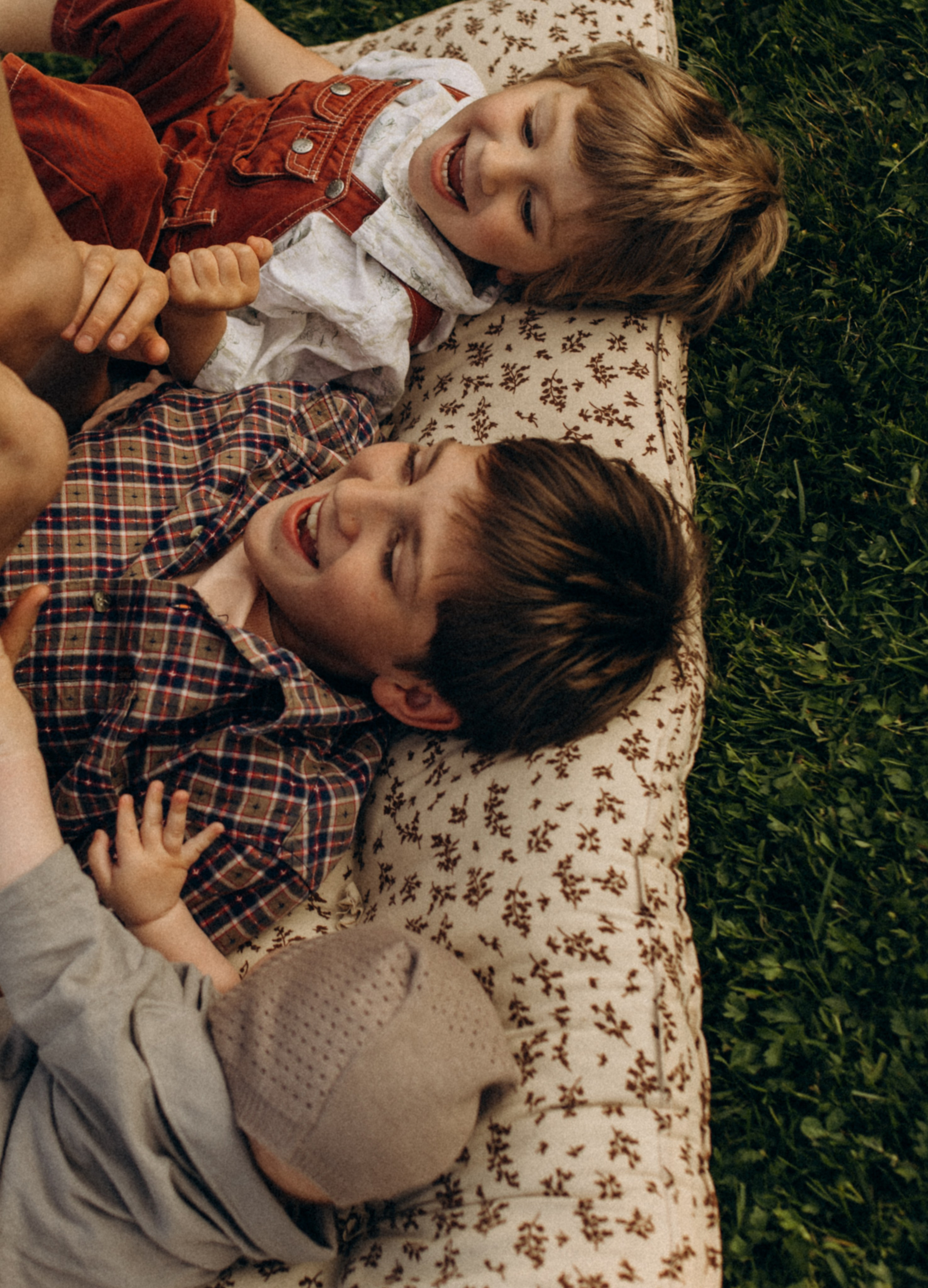 Артем+Кристина+Мирон+Трофим+Прокопий. Услуги