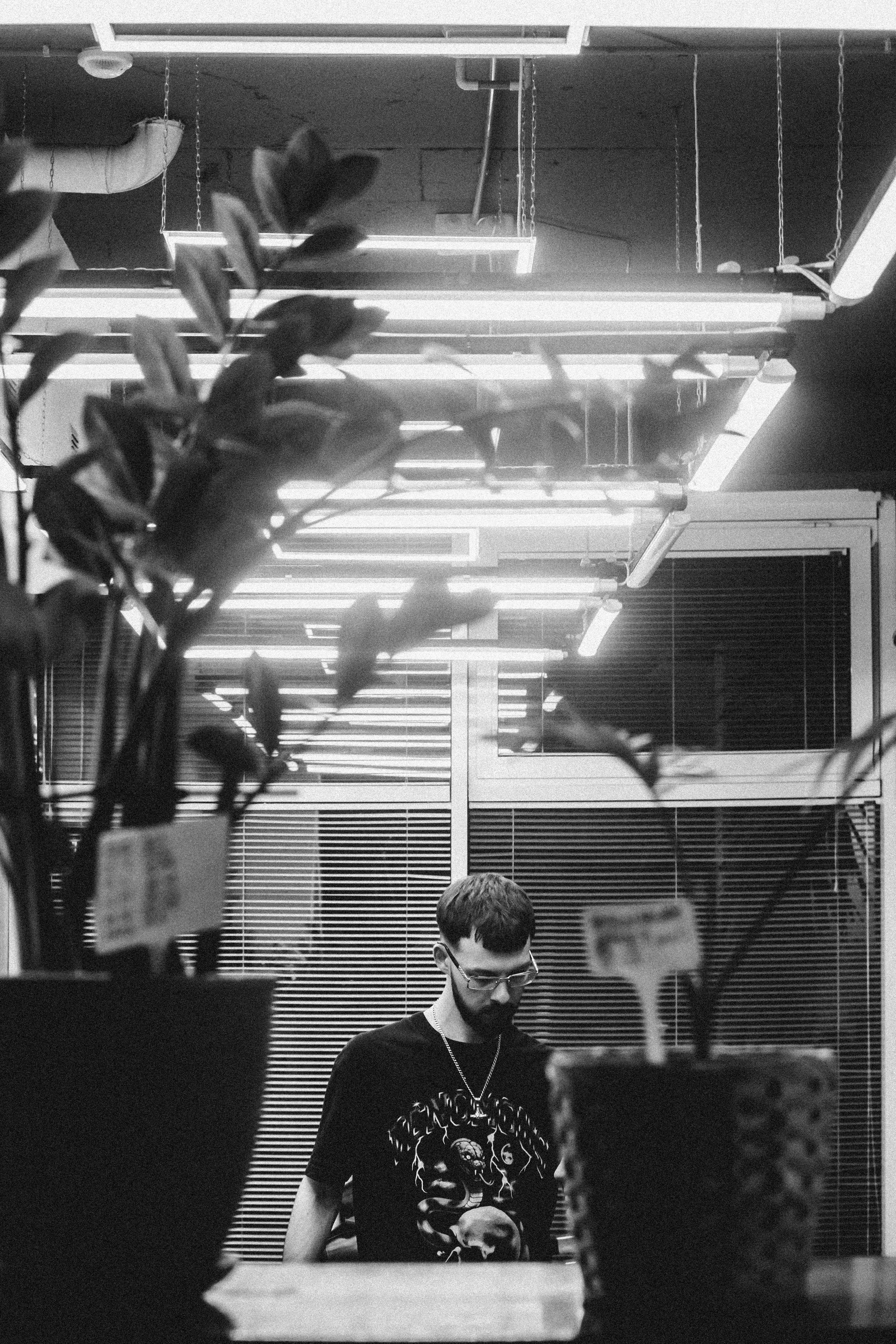 Контент-съемка барбершоп «mæsh». Коммерческий и Портретный Фотограф Симферополь Крым Максим Махо