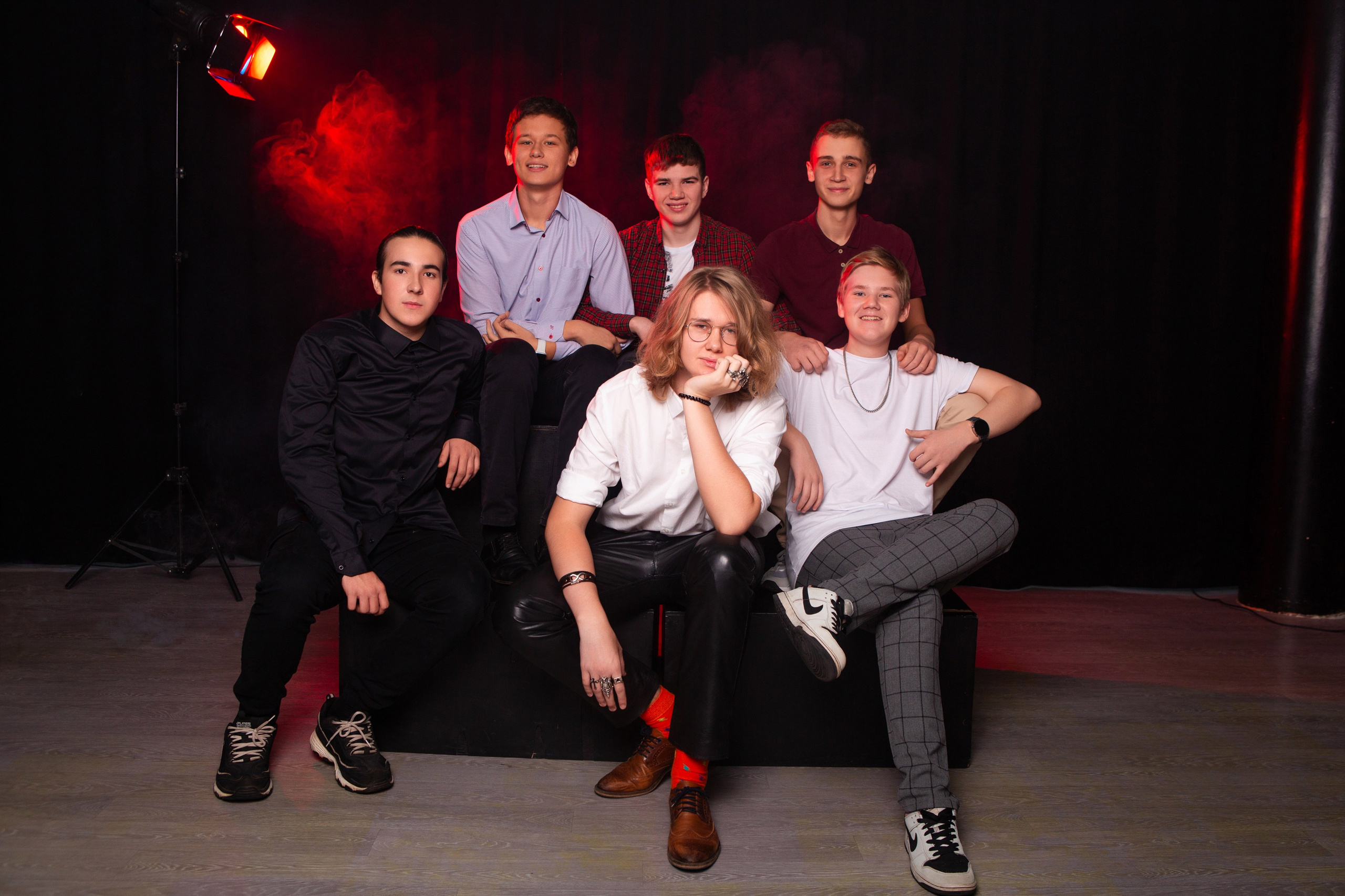 ФОТОСЕССИЯ С ЦВЕТНЫМ СВЕТОМ. ТВОЙ АЛЬБОМ / ТВОИ ПРАВИЛА