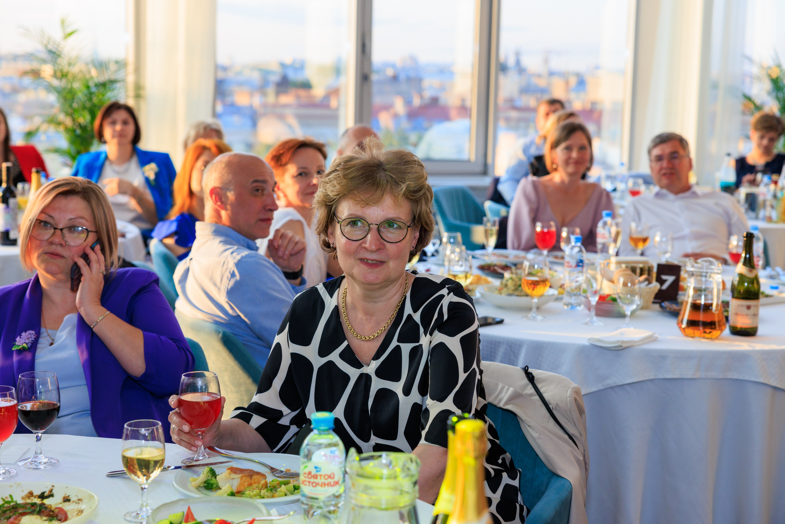 Выпускной лицея 244. Фотограф Александр Заломаев