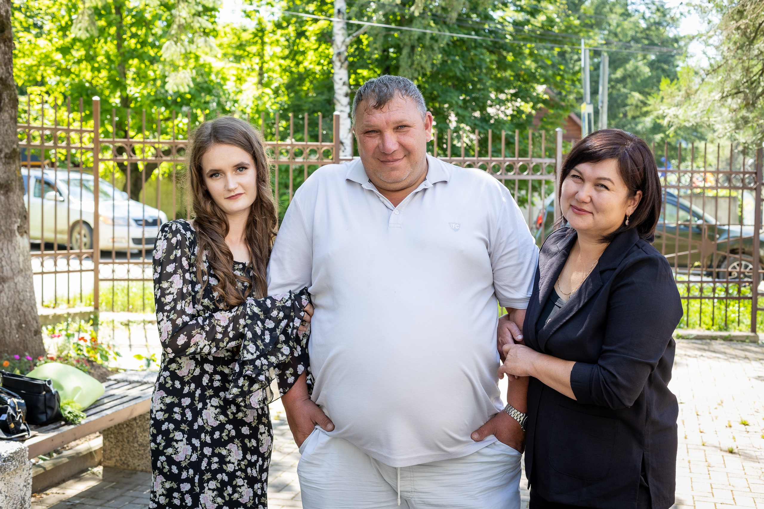 Вручение аттестата 2025. Выпускные альбомы Майкоп, Краснодар Елена Золотарева