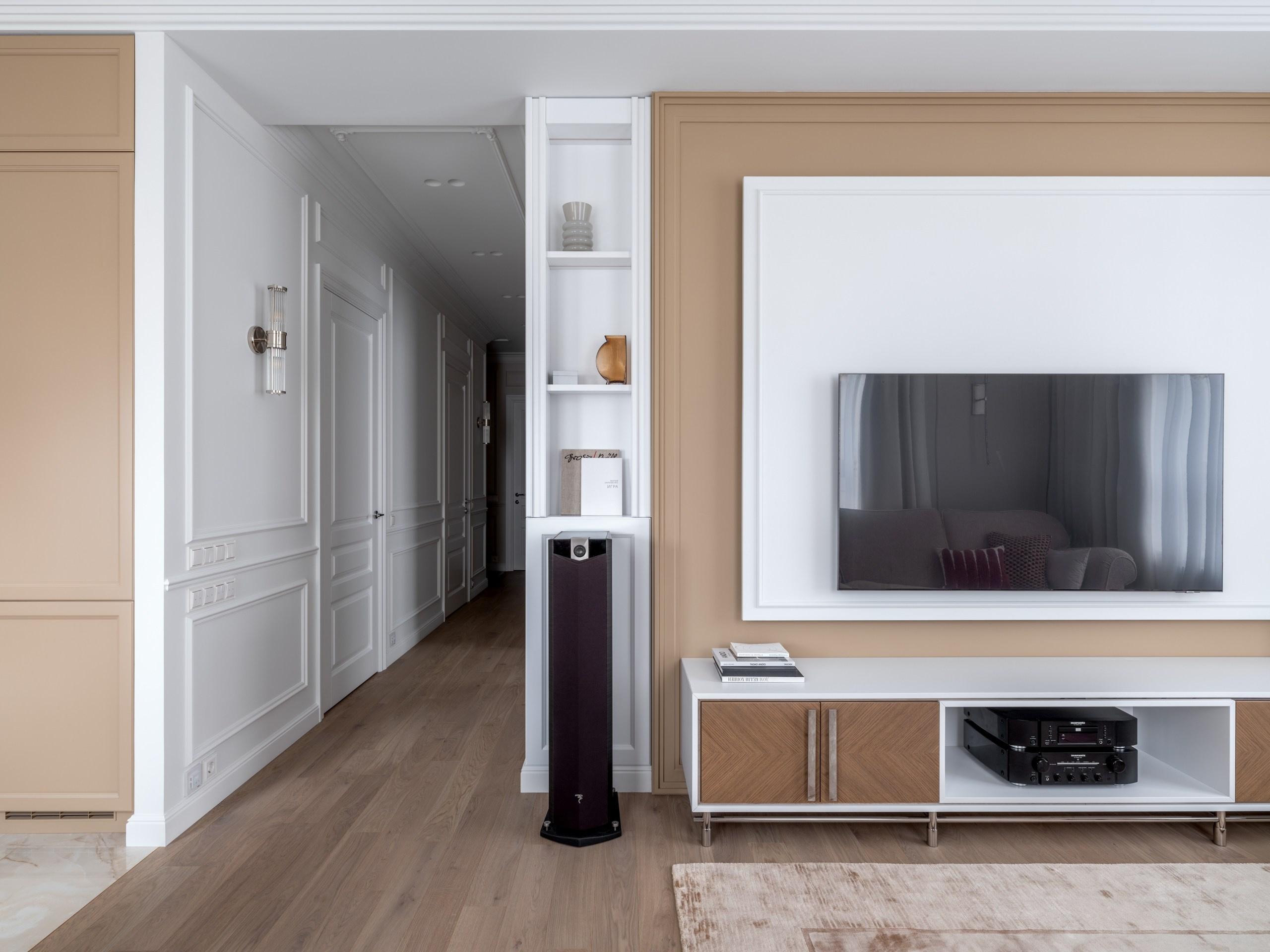 Квартира в КД «Ленина 8» реализованная дизайн-студией «IDF-Design» — Интерьерный фотограф Коваль Илья. Коваль Илья — Интерьерный и архитектурный фотограф