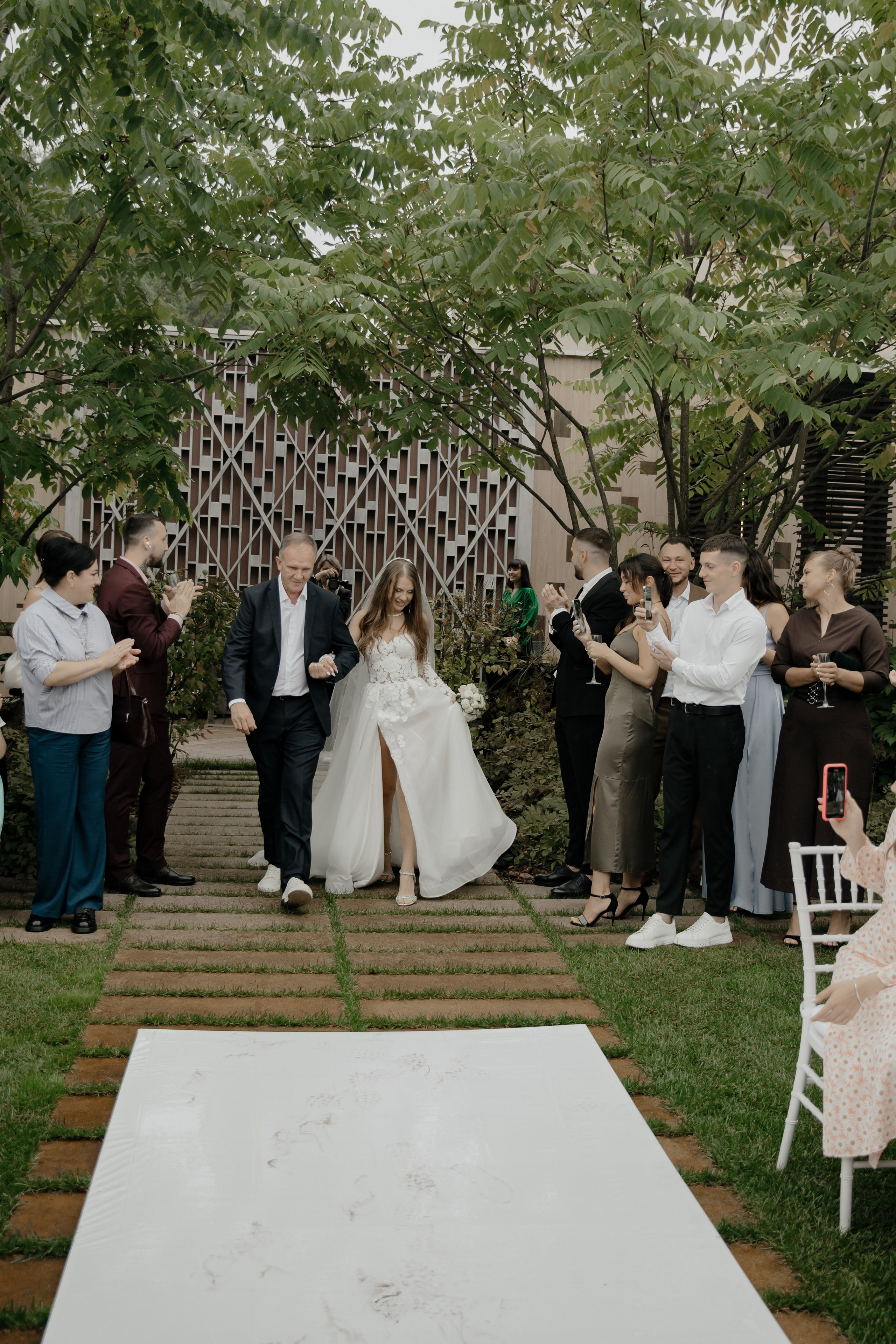 02.07.24. RETOUCH-HOUSE