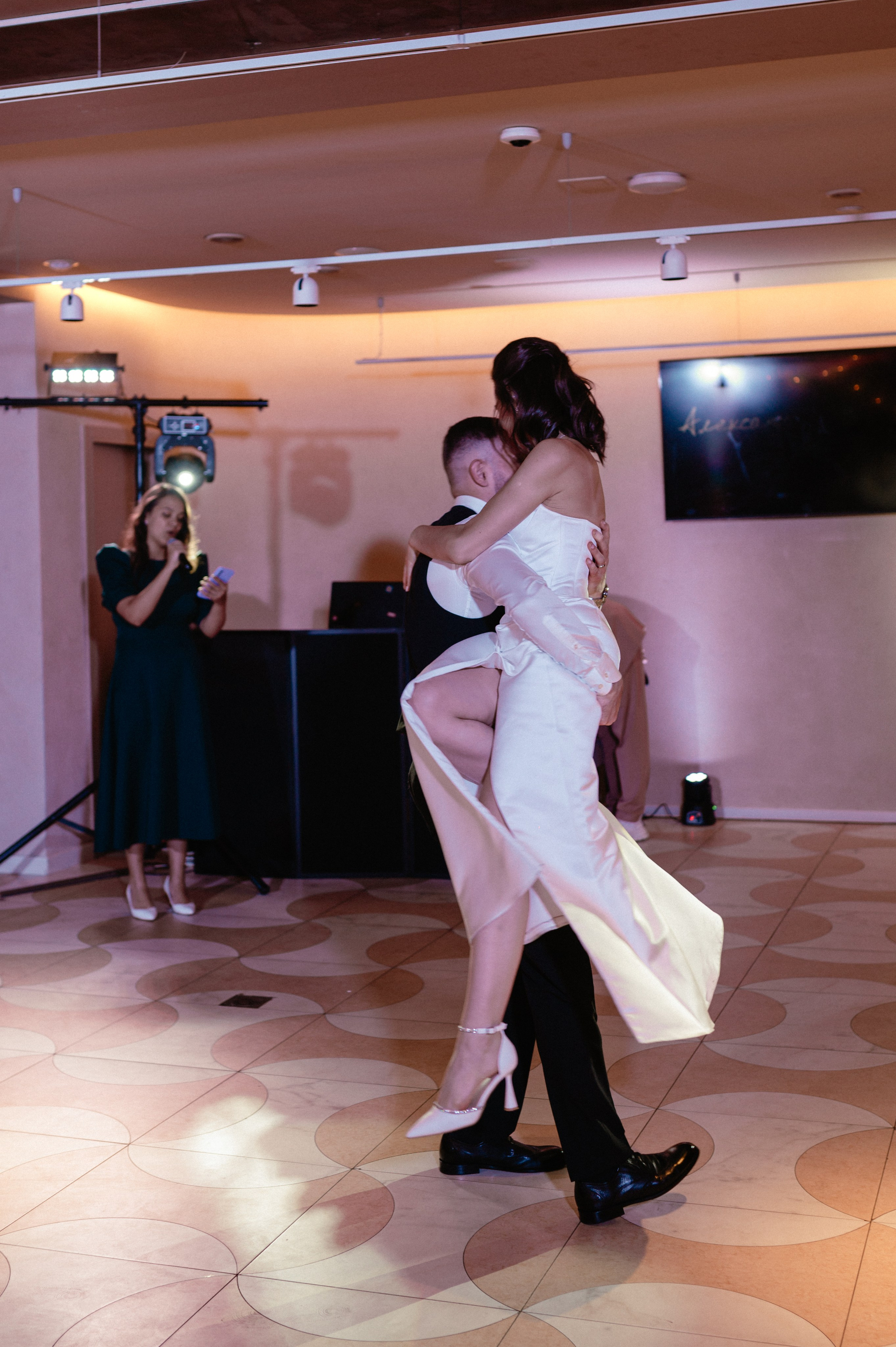 03.08.2024. RETOUCH-HOUSE