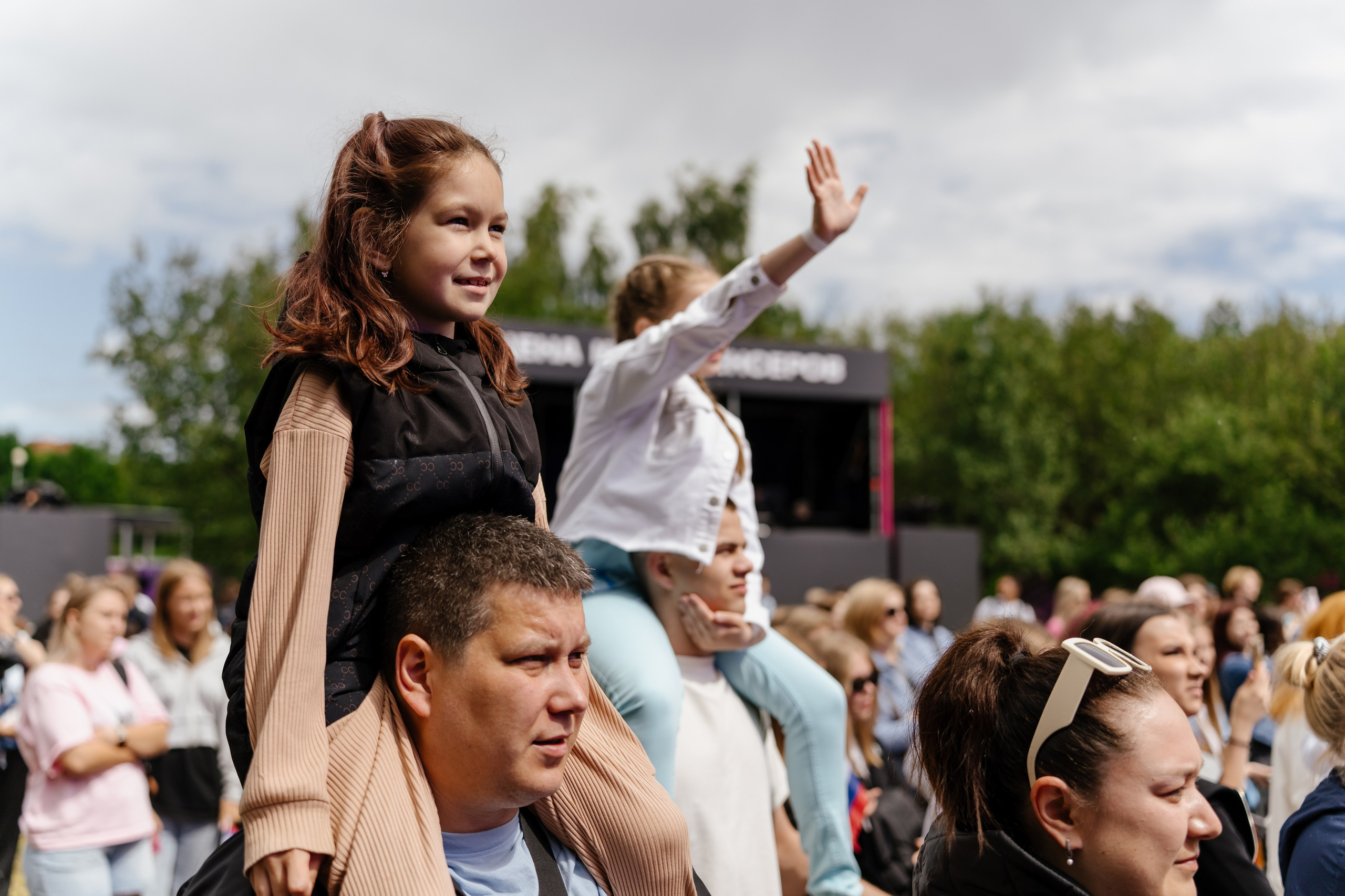 VK FEST Инфлюенсеры. Андрей Сухинин репортажный свадебный фотограф Санкт-Петербург