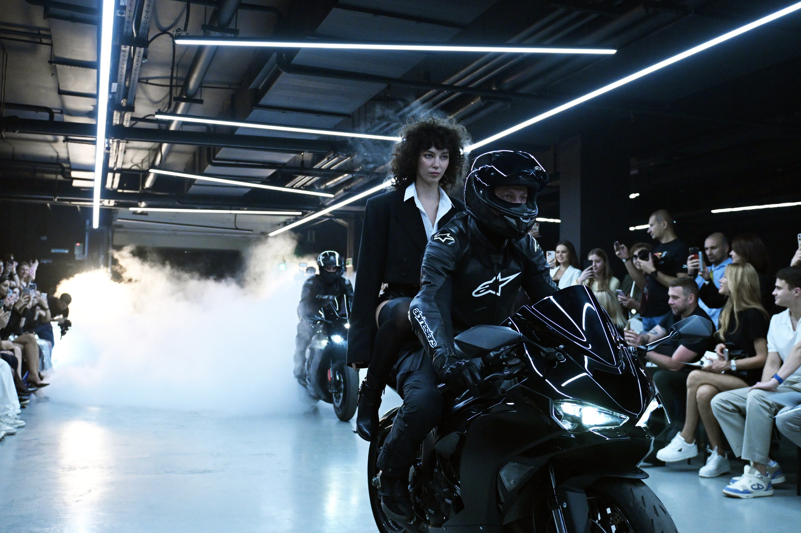 Backstage PONOMAREV. Свадебный фотограф в России и заграницей — Ольга Каретникова