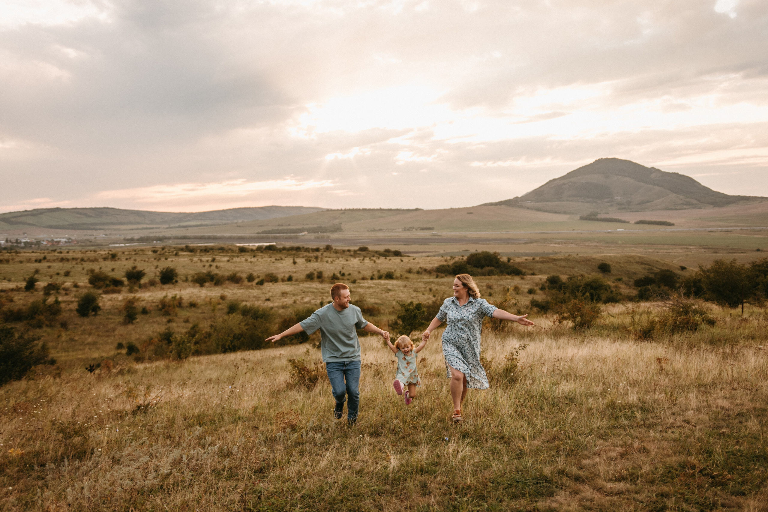 В ЛУЧАХ СОЛНЦА. Фотограф Настя Конник | Пятигорск | Эльбрус | Домбай | Архыз