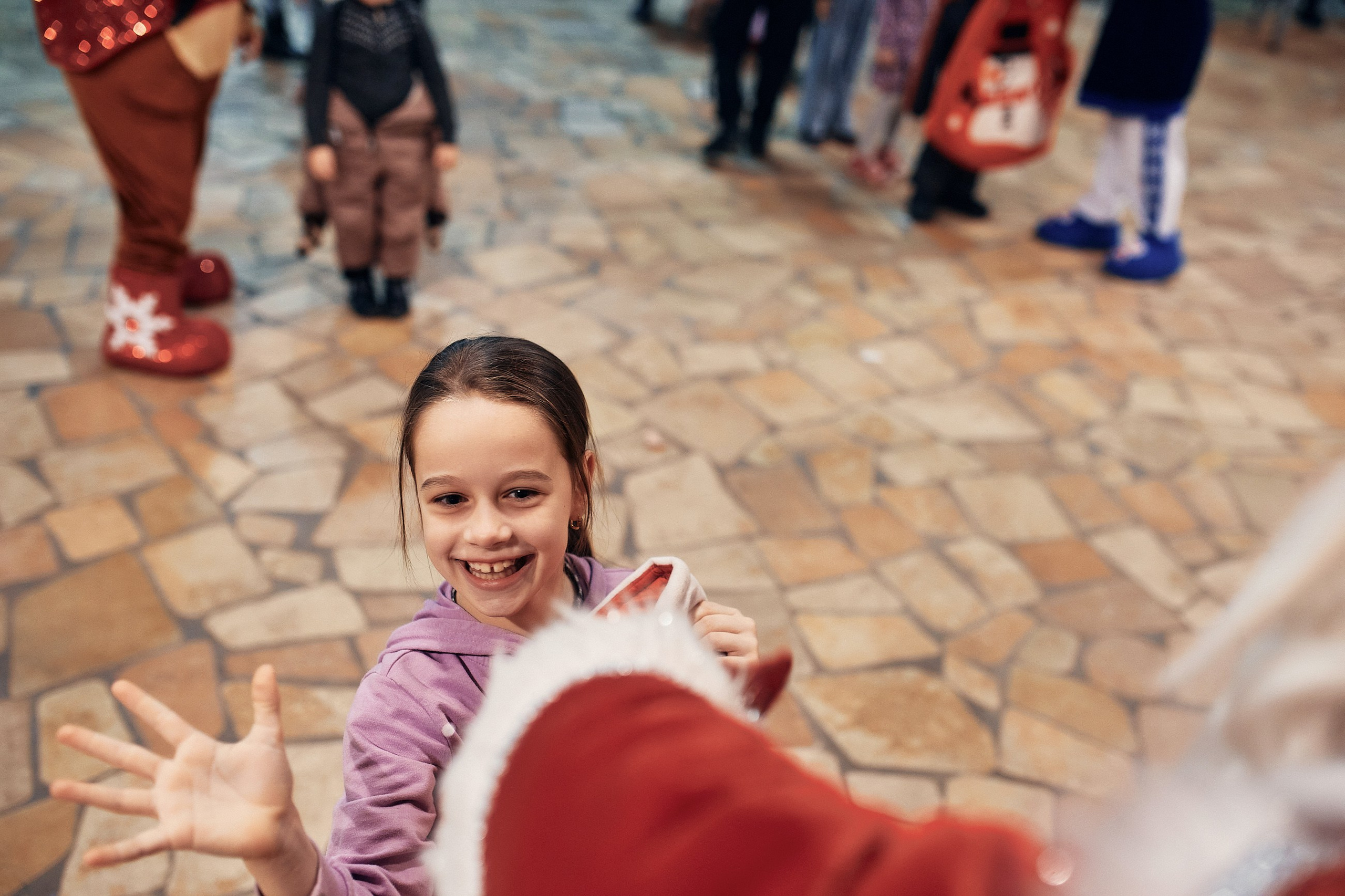 Детский новогодний праздник в ТЦ Июнь. Семейный и репортажной фотограф в Красноярске и Москве Виктор Бабинцев