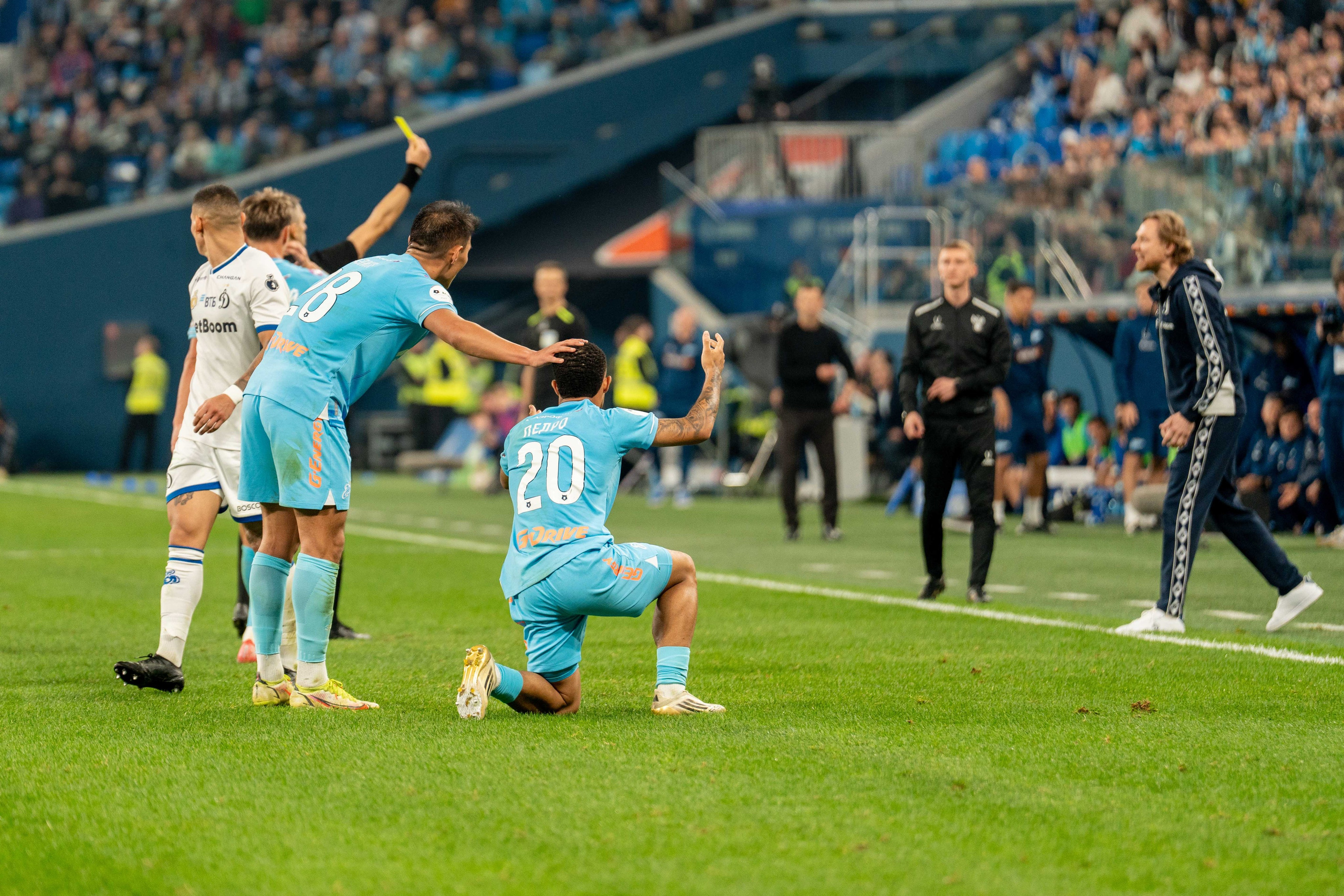 Зенит — Динамо (Москва): фотогалерея РПЛ, 13 тур на Газпром Арене | Антон Гауф. Спортивный фотограф в Санкт-Петербурге | Антон Гауф