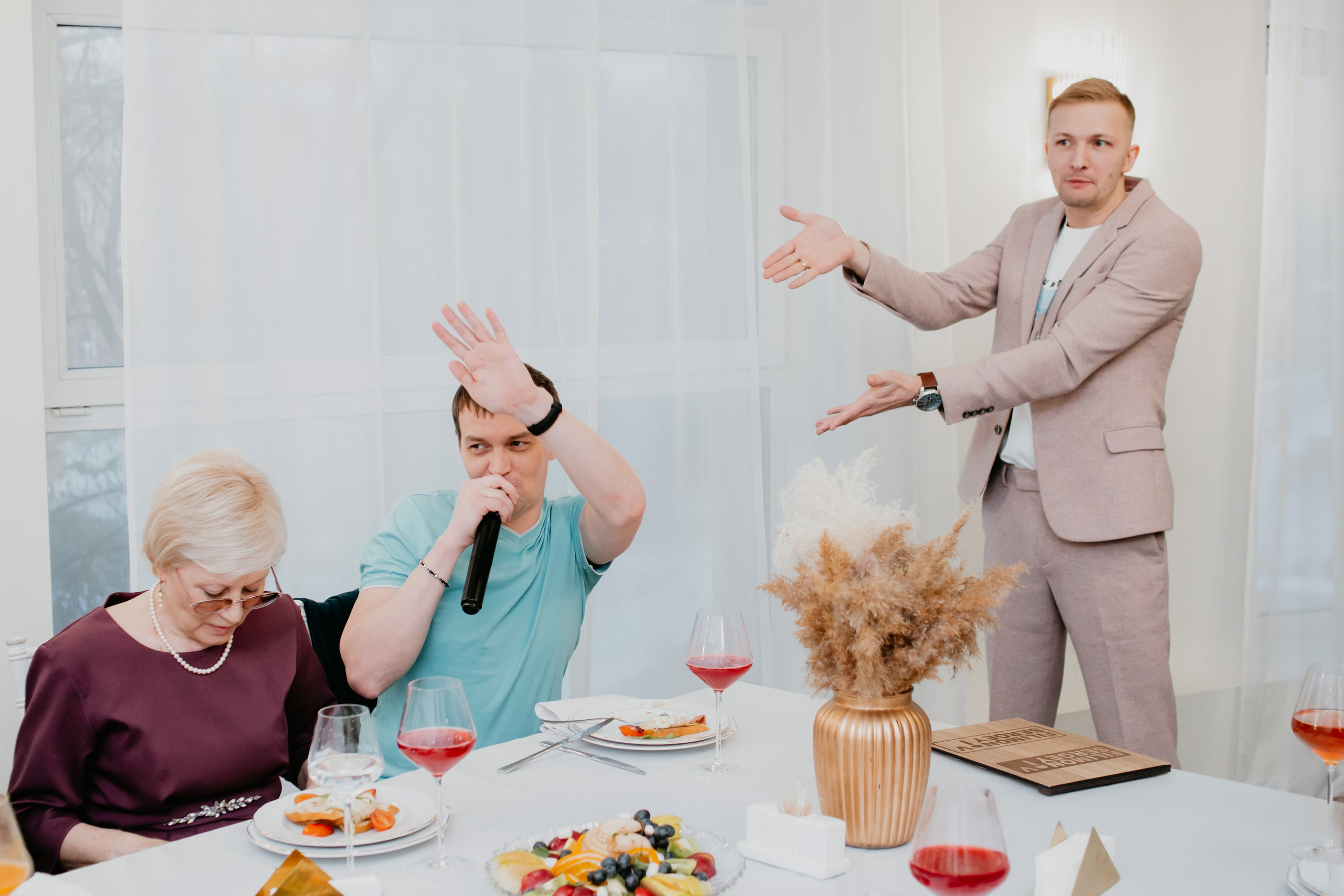 Свадебный банкет Анна и Дмитрия. Фотограф в Челябинске Ополихина Анна