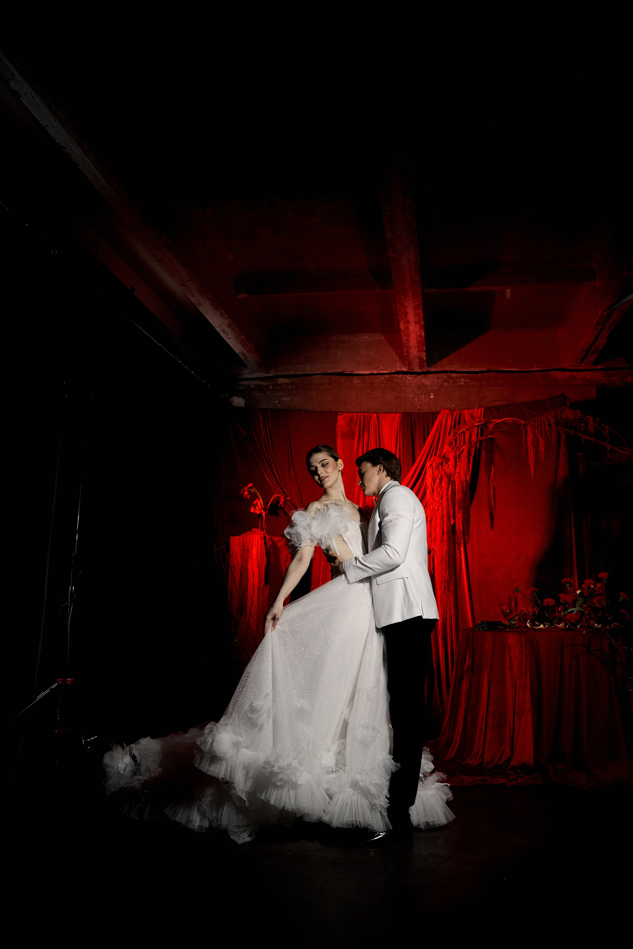 Red. Свадебный фотограф в Красноярске Владимир Ятмасов