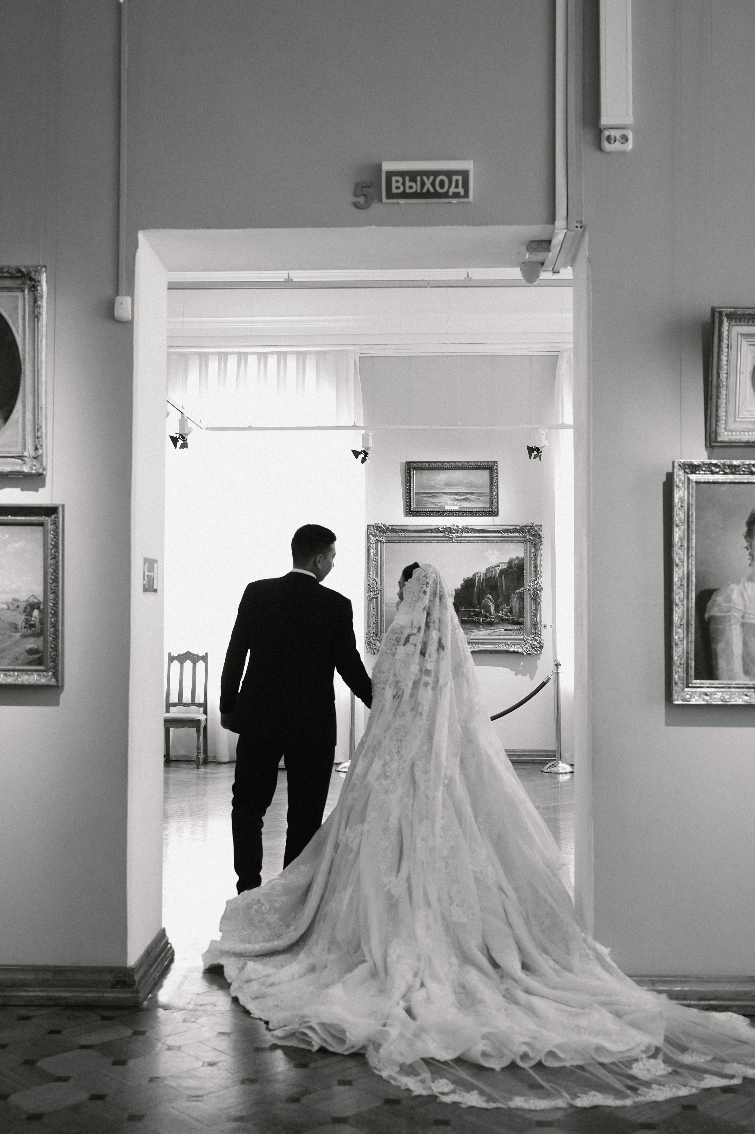 Жаслан и Арина. Фото и видео для вас в Астрахани!