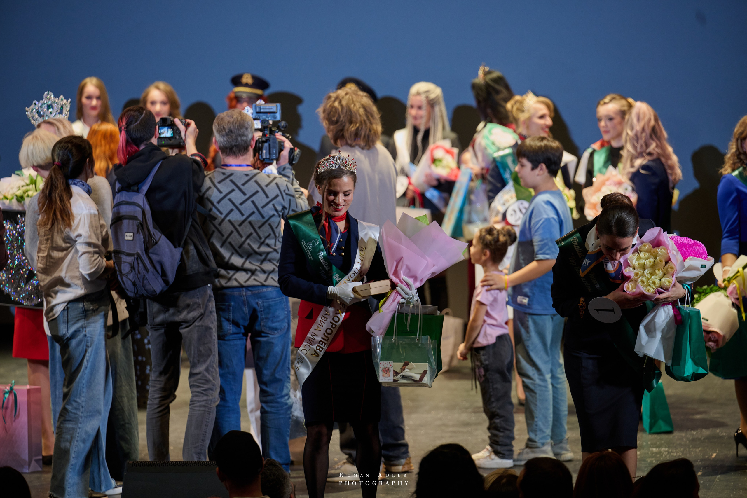 Финал международного конкурса «Топ стюардесс 11 + Авиа Мисс 2025». Фотограф Роман Адлер