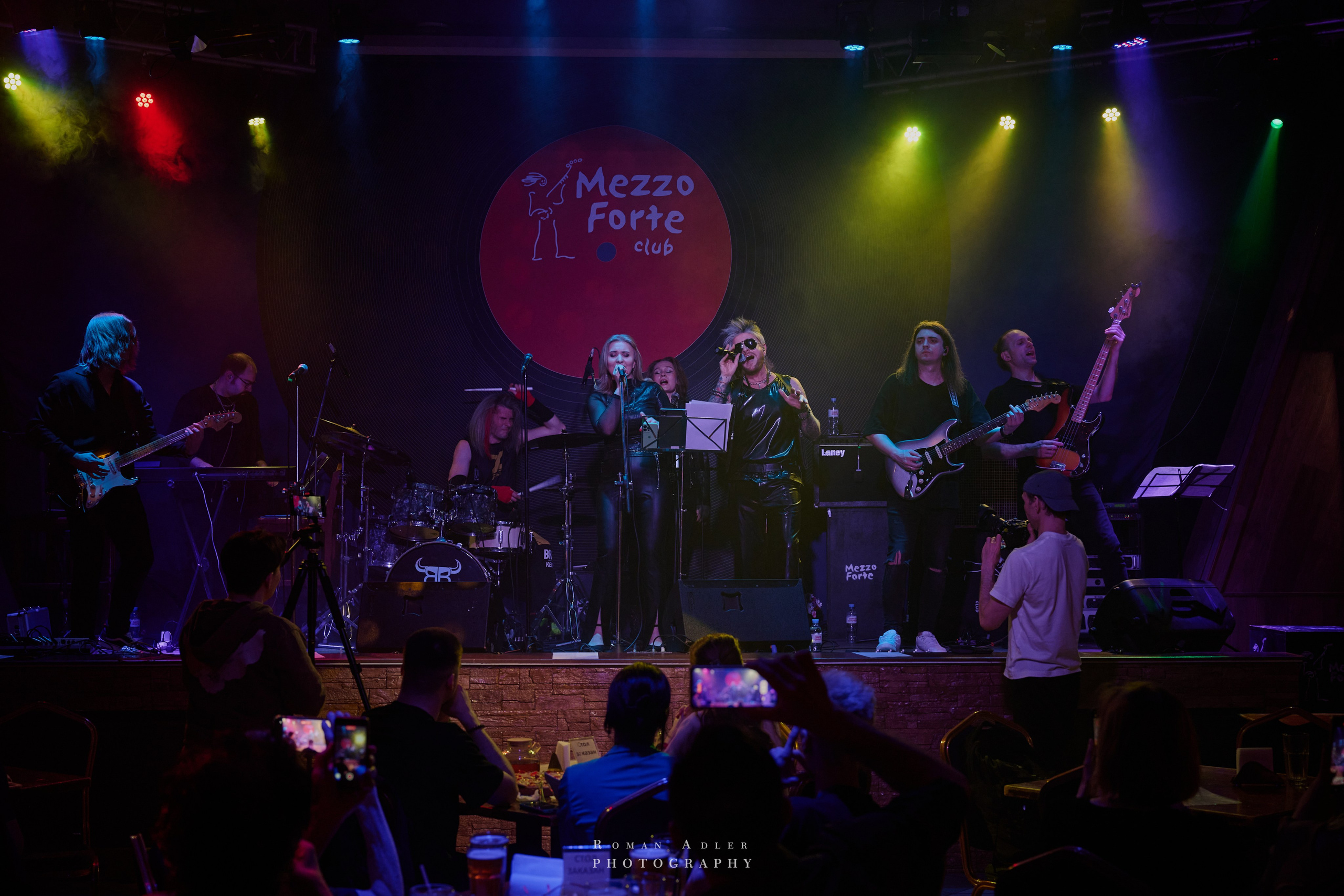 Mezzo Forte club. Фотограф Роман Адлер