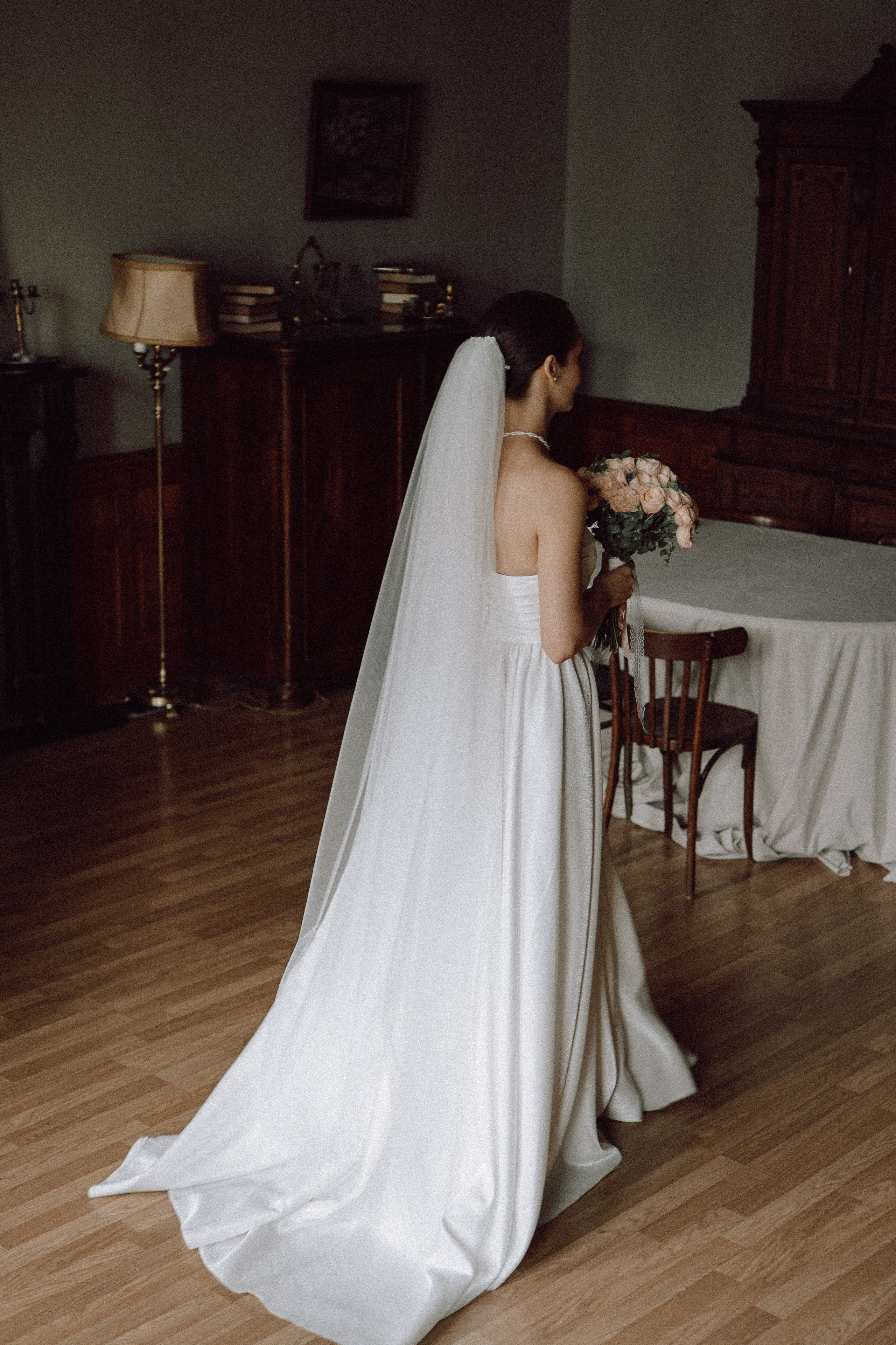 СВАДЕБНАЯ ПРОГУЛКА В САНТК-ПЕТЕРБУРГЕ (ИСАКИЕВСКИЙ СОБОР, ЗИМНЯЯ КАНАВКА, ЭРМИТАЖ И БОЛЬШАЯ МОРСКАЯ УЛИЦА). Профессиональный фотограф, Санкт-Петербург — Виктория Богомолова