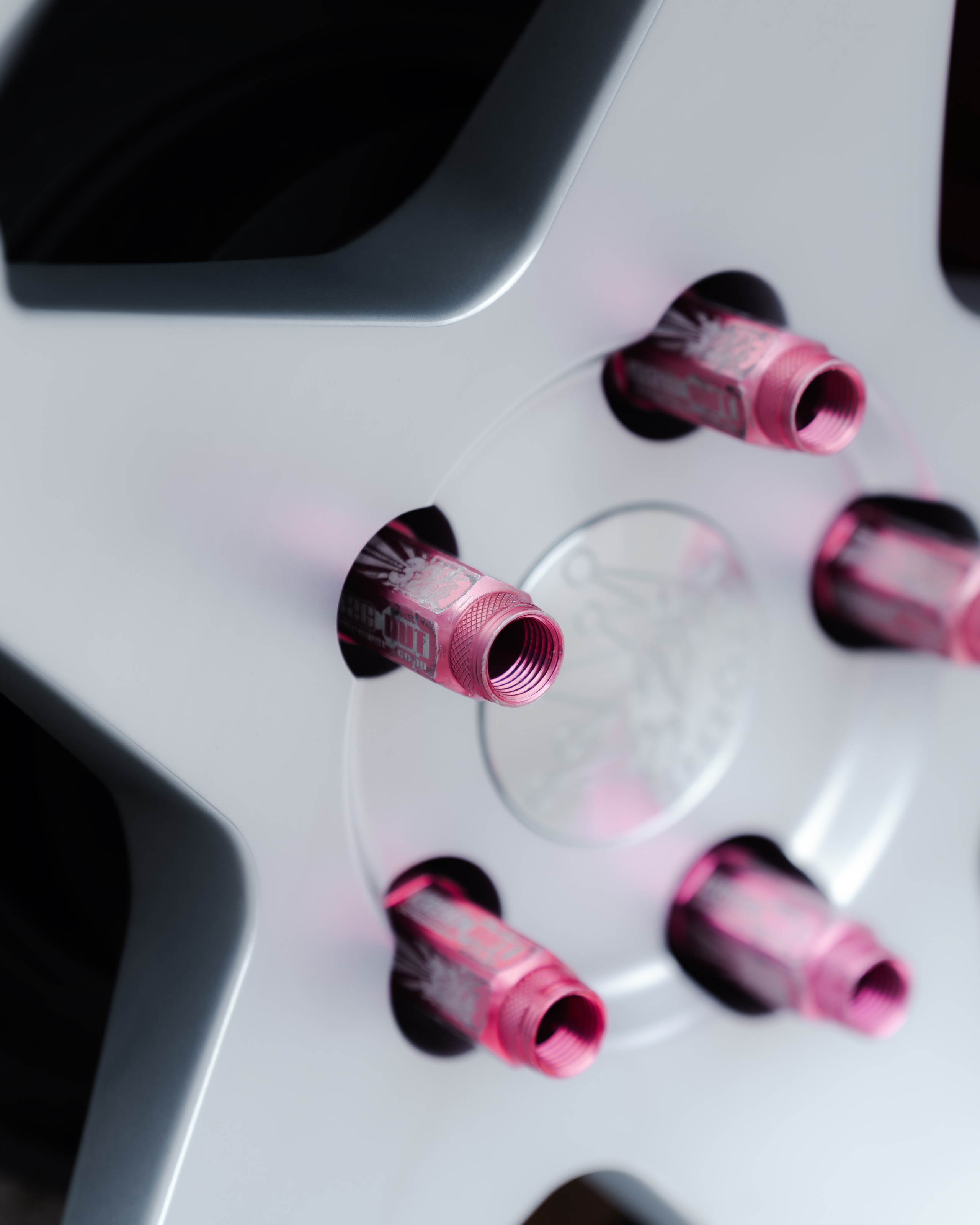 //GROUNDED2025. Автомобильный фотограф