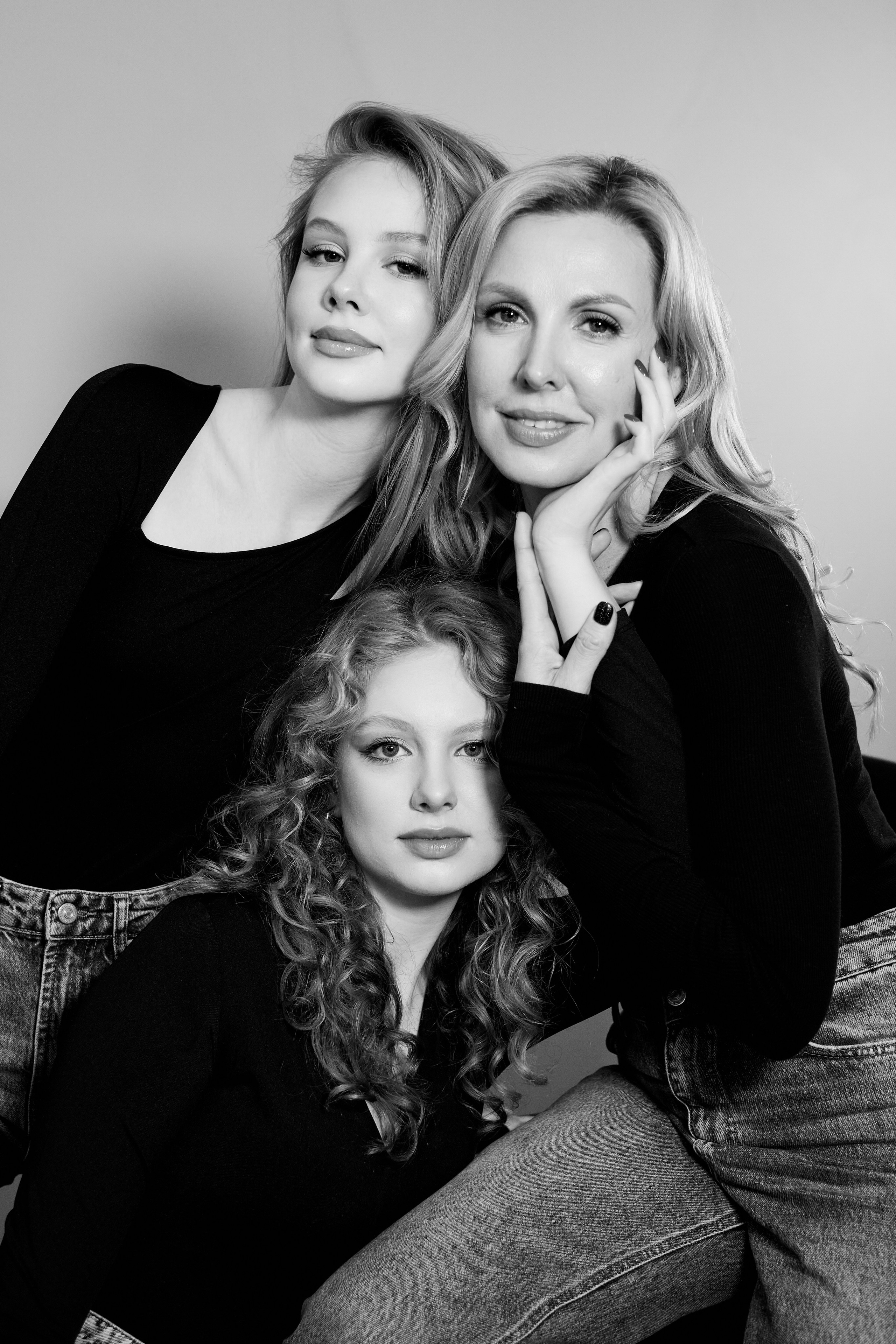 Семейная фотосессия дома. Фотограф Таганрог Анна Трайжон