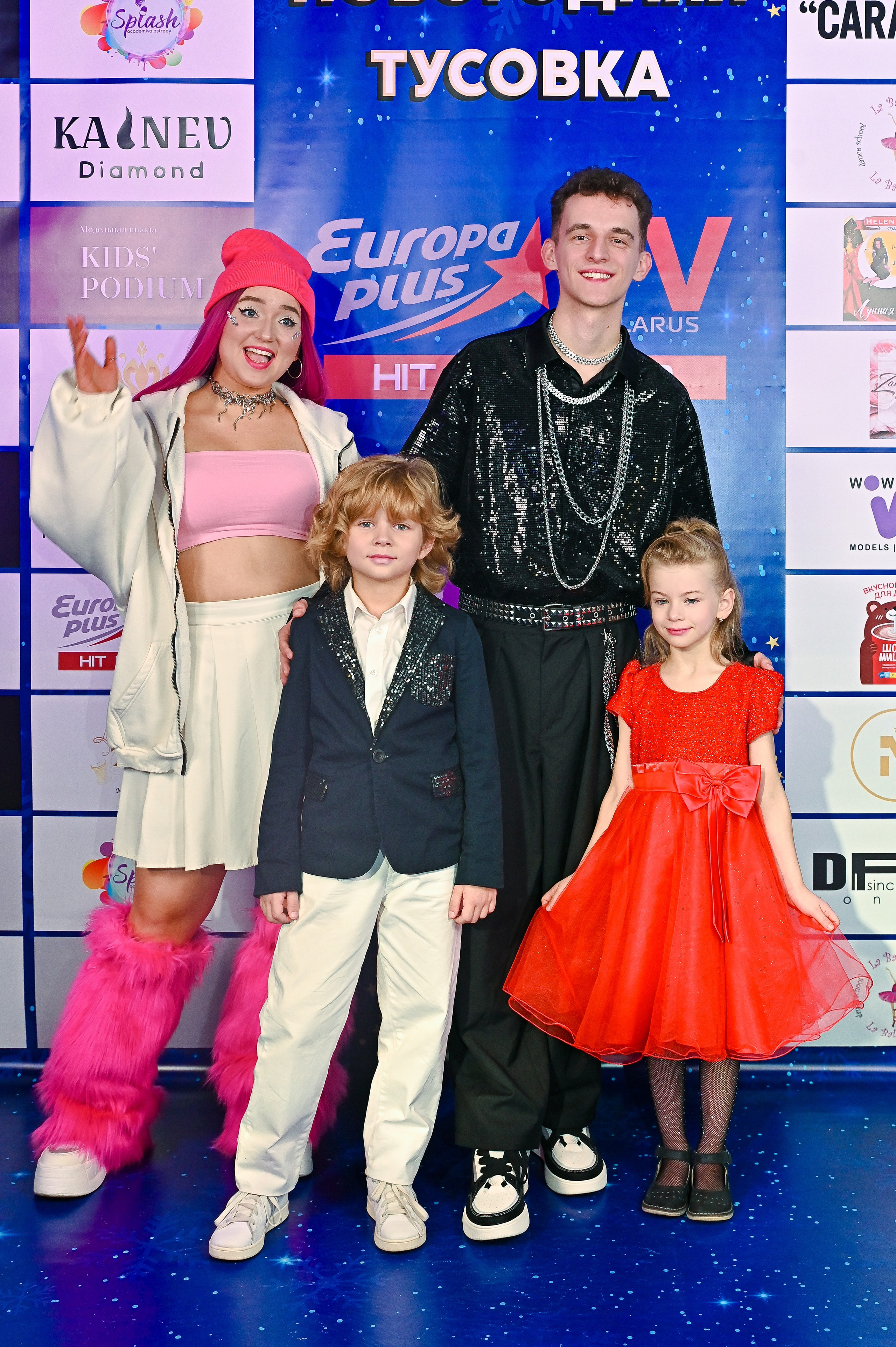 Большая новогодняя тусовка. Фотоуслуги, услуги фотографа, фотографирование важных событий