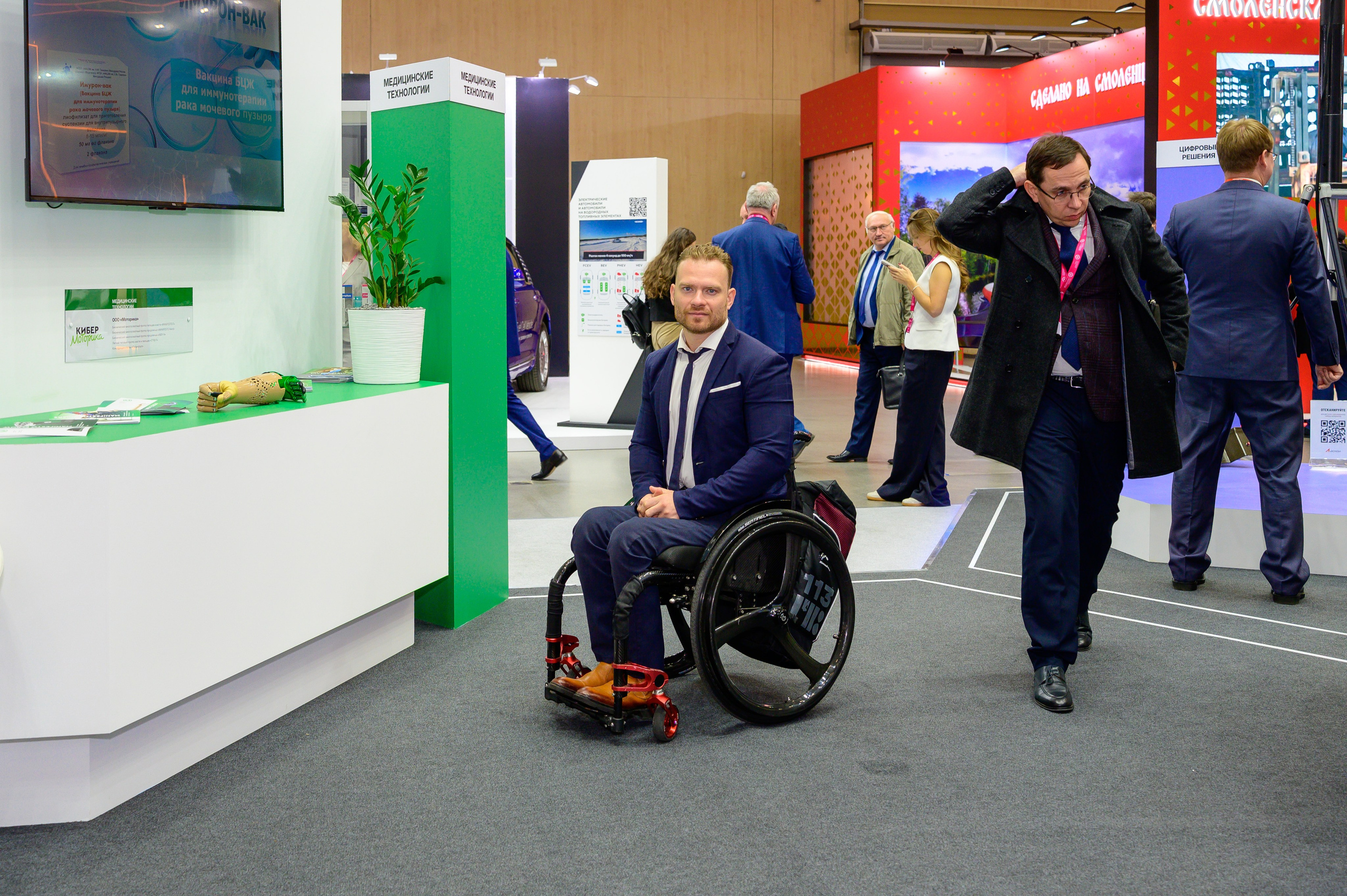 BigindustrialweekBelarus. Фотоуслуги, услуги фотографа, фотографирование важных событий