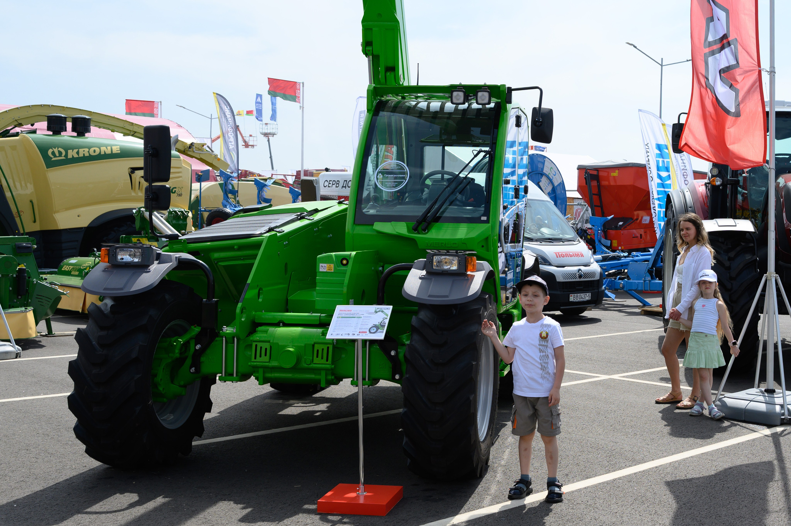 Агровыставка. Фотоуслуги, услуги фотографа, фотографирование важных событий