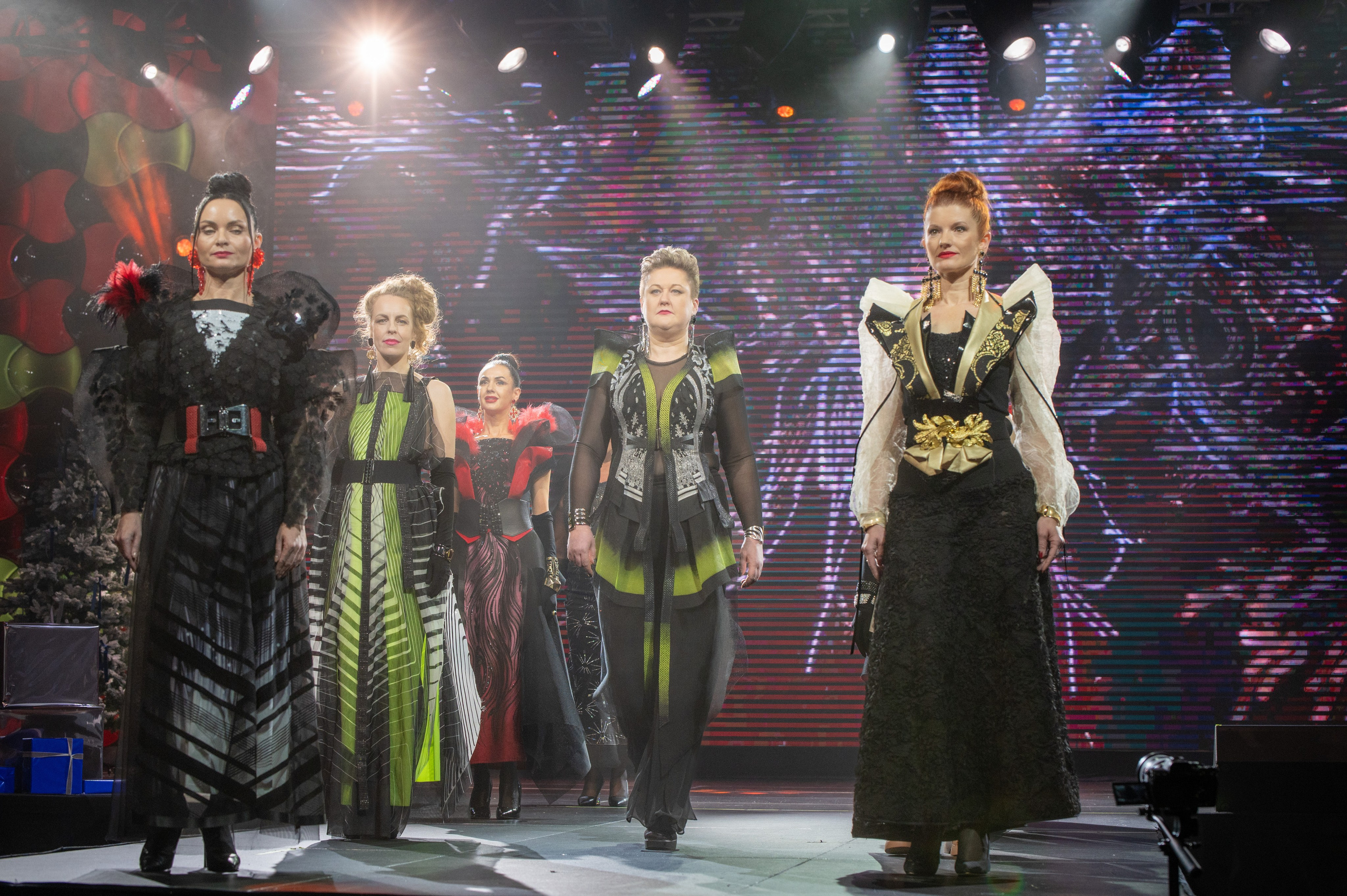 Большая новогодняя тусовка. Фотоуслуги, услуги фотографа, фотографирование важных событий