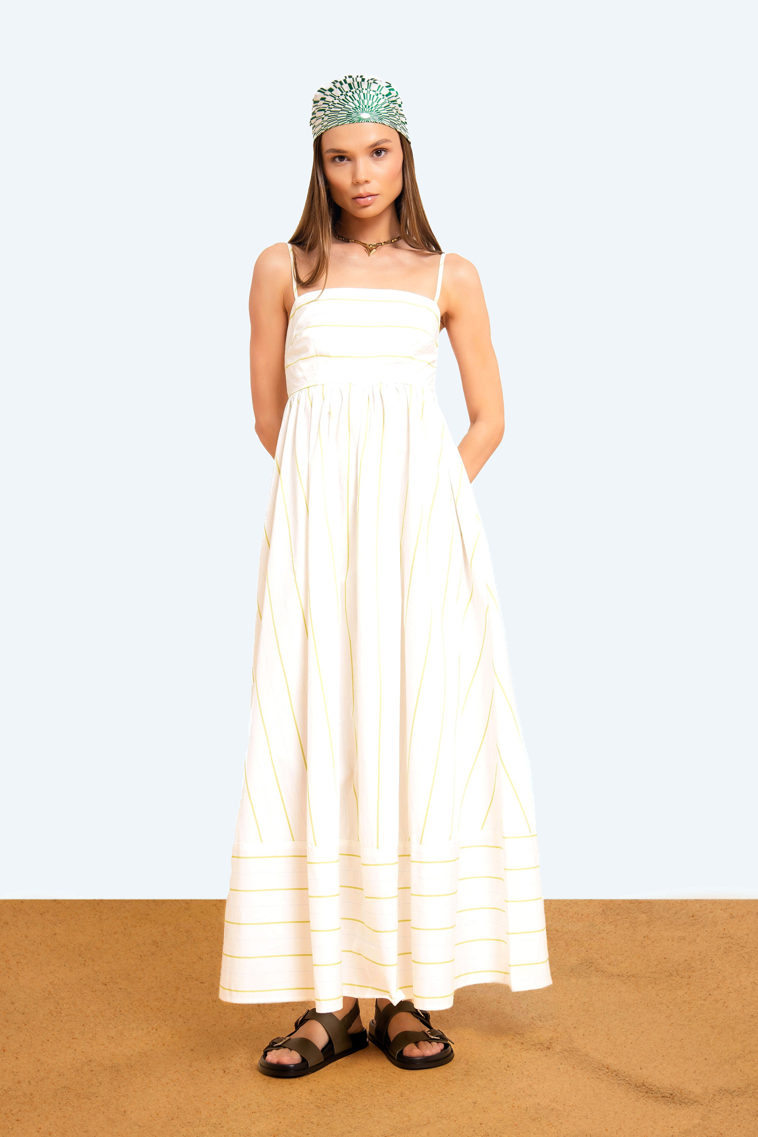 Beachiness. Предметный фотограф Артём Йома