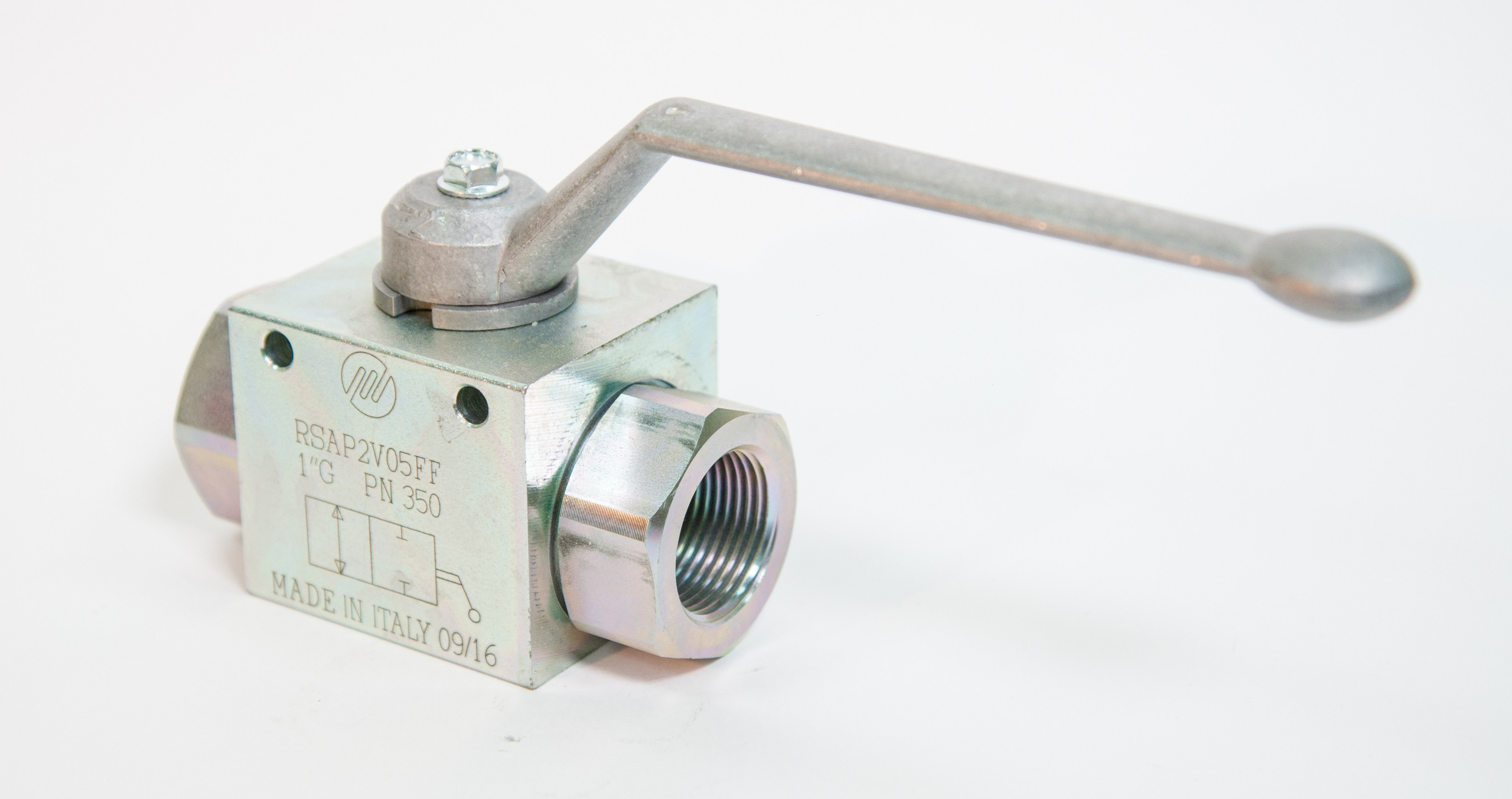 Фотосъёмка запчастей. Предметный и репортажный фотограф Алексей Кротов