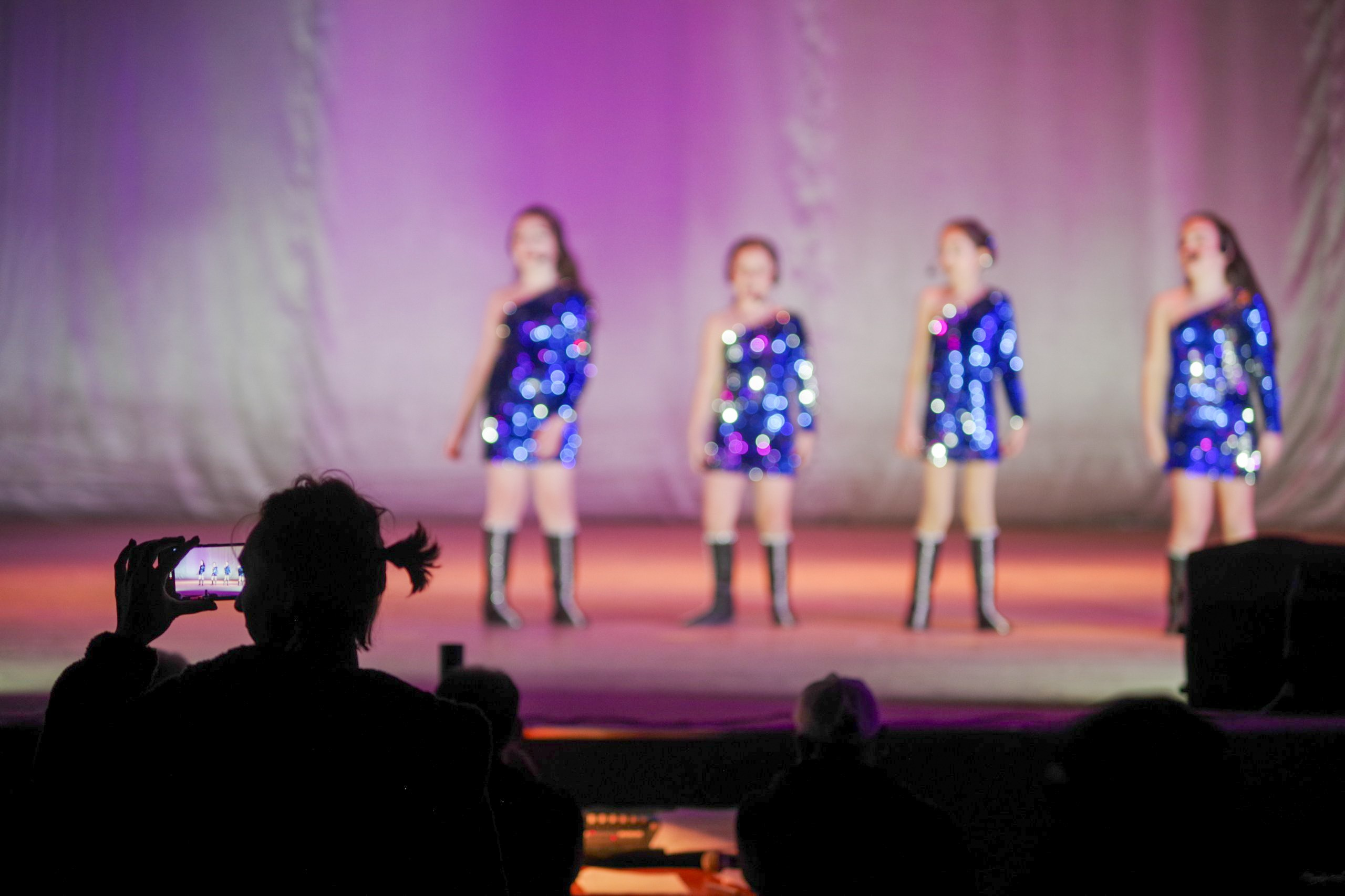 Грузинский танец. Портретный фотограф Денис Милютин