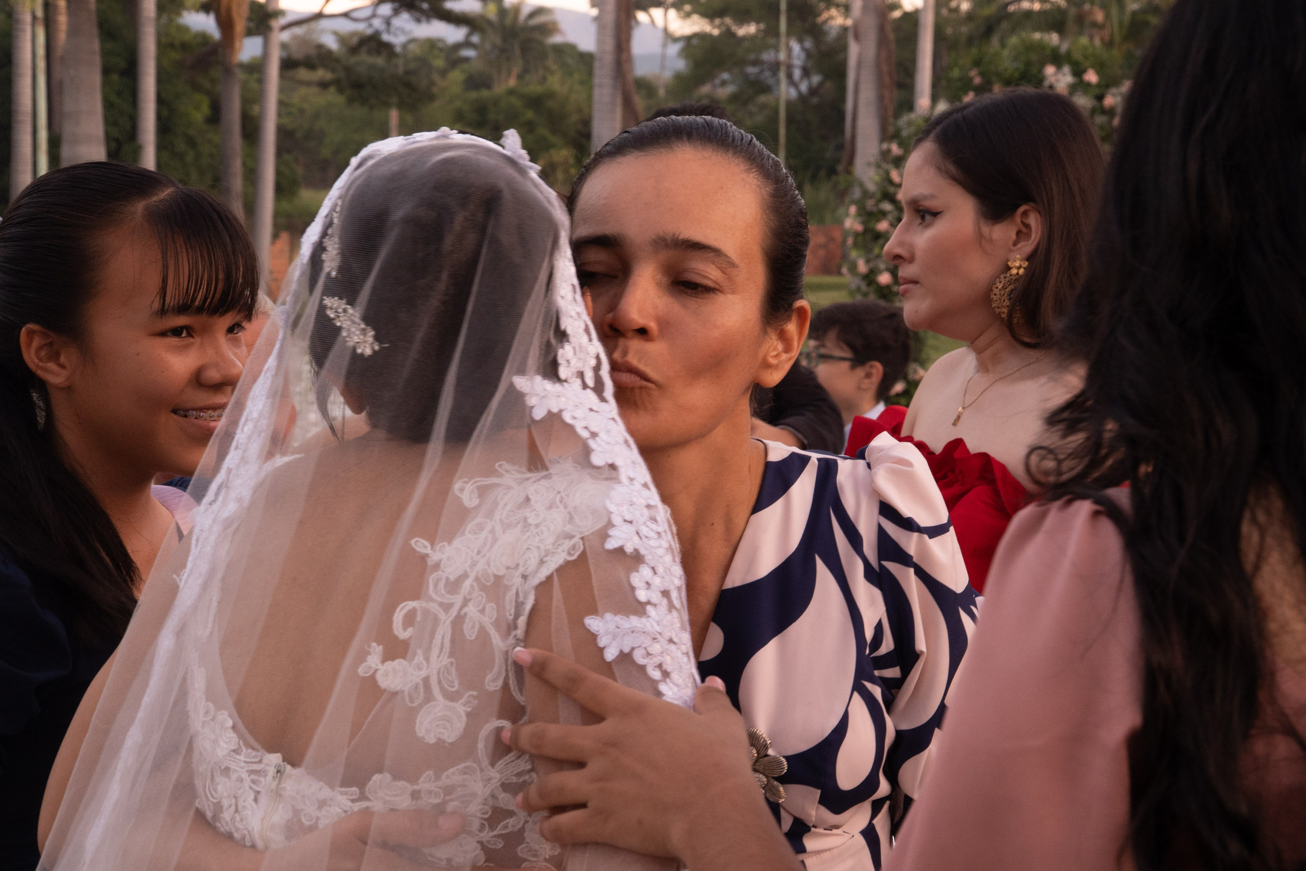 Carola & Gerson. Wedding Photographer in Barcelona and Medellin