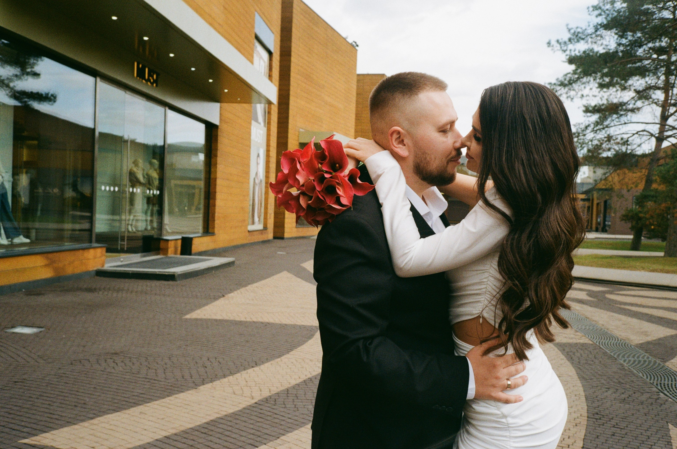 Лиза и Максим | плёнка. Свадебный фотограф в Москве Яна Деньгина