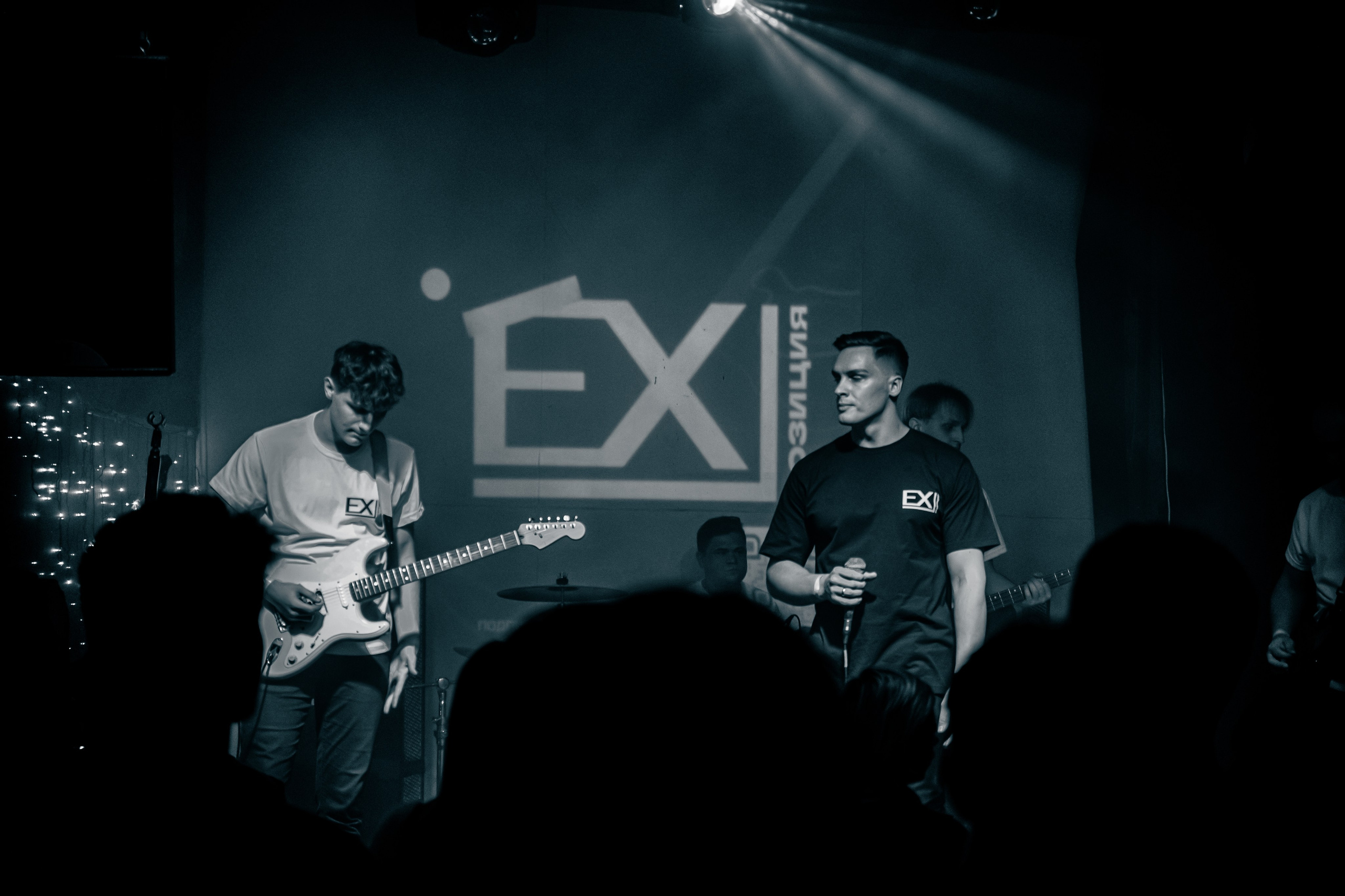 Ex-позиция. Рок-ёлка, клуб-галерея Эрмитаж. 21.12.2024. Фотограф Регина Крикунова г. Красноярск