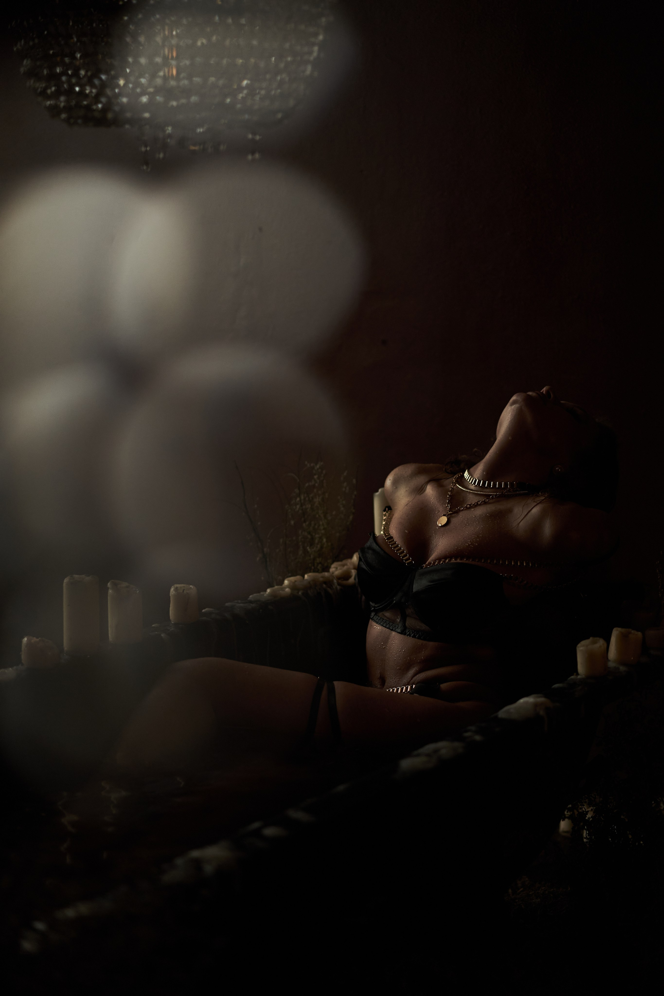 Будуарная фотосессия в студии с водой. Фотограф Екатеринбург Кокшарова Александра