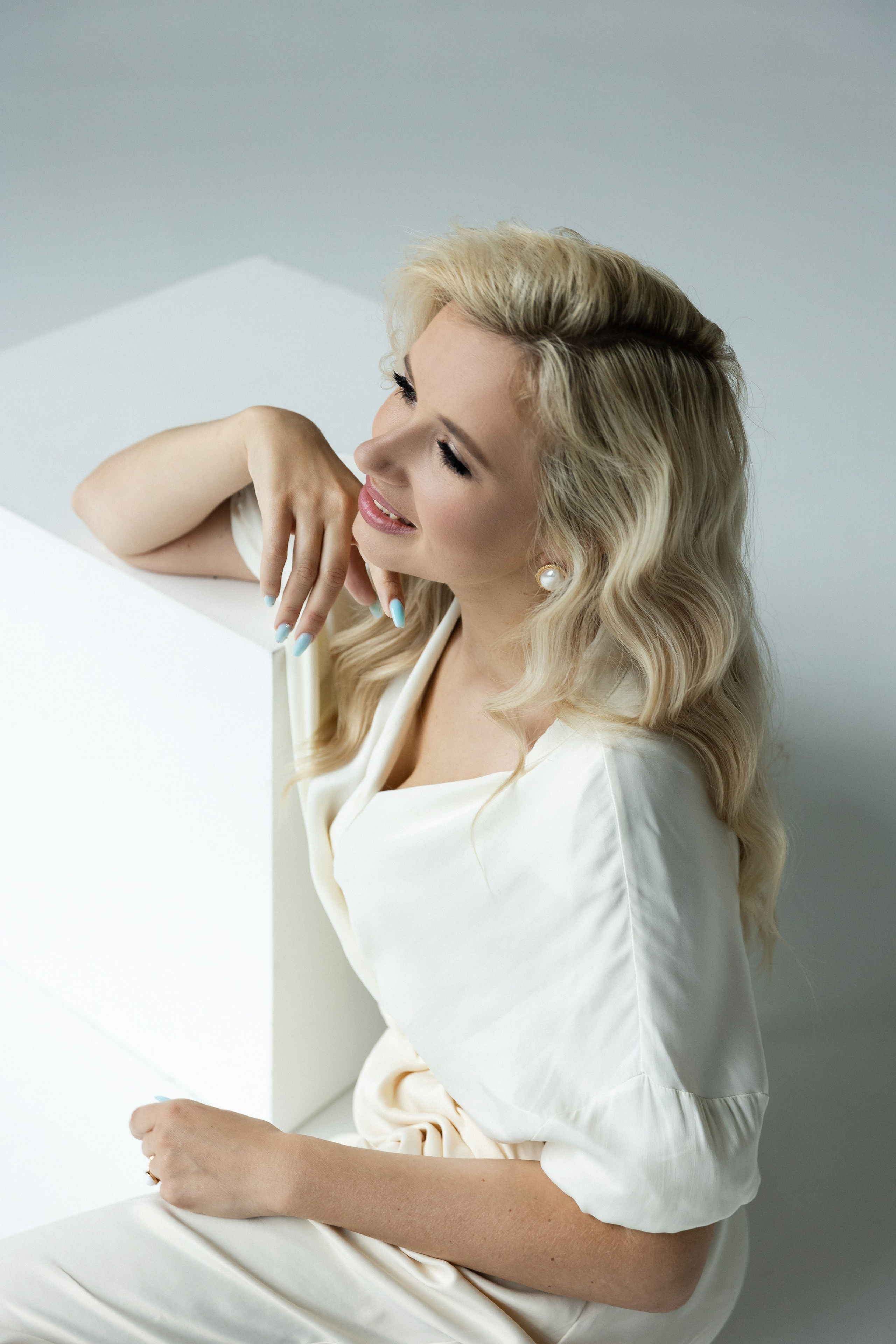 Индивидуальные. Фотография, в которой оживает ваша женственность и глубина. Таисия Чайка город Владивосток