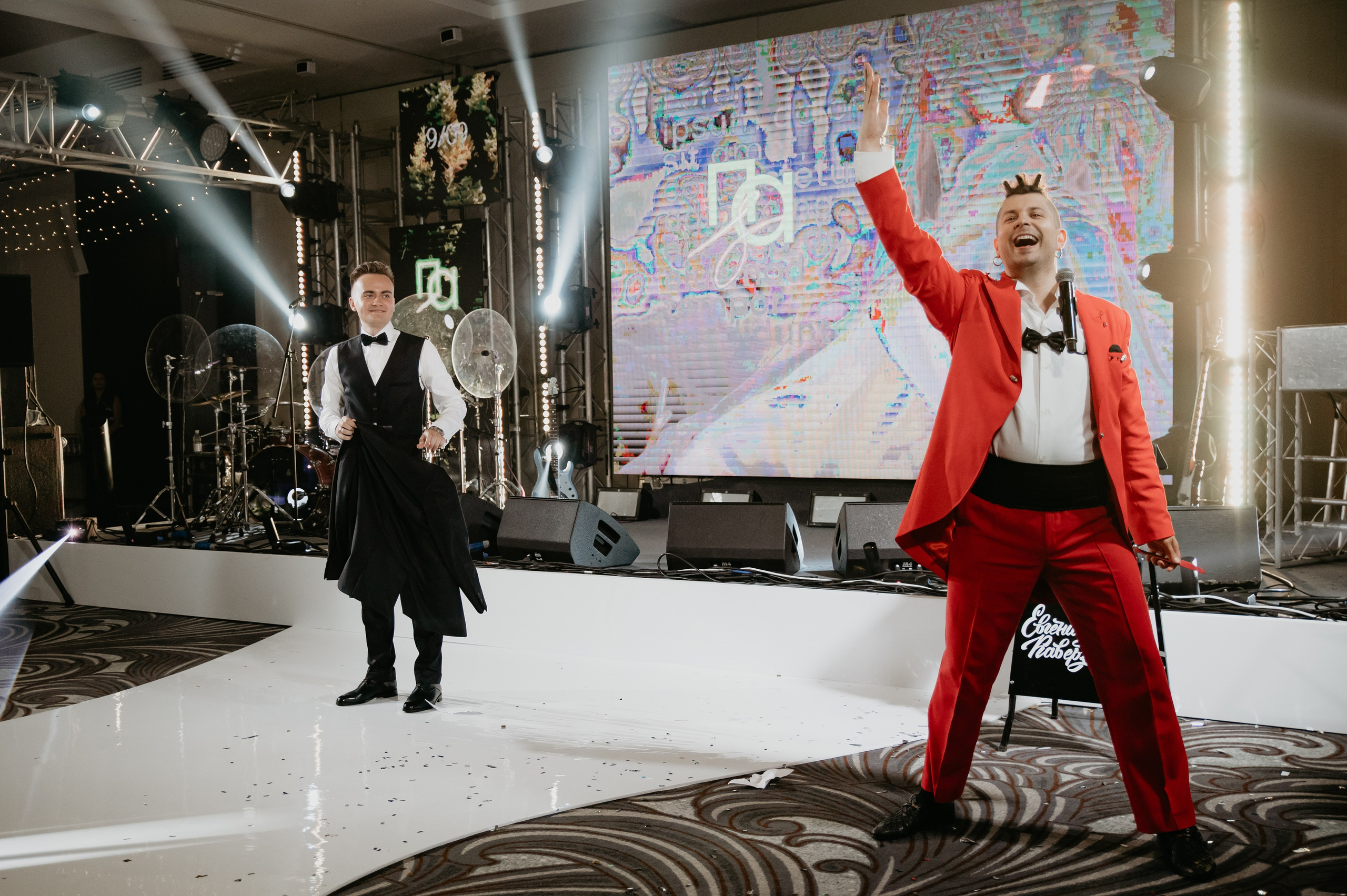 Паша и Алина. Свадебный фотограф Евгения Наумовец