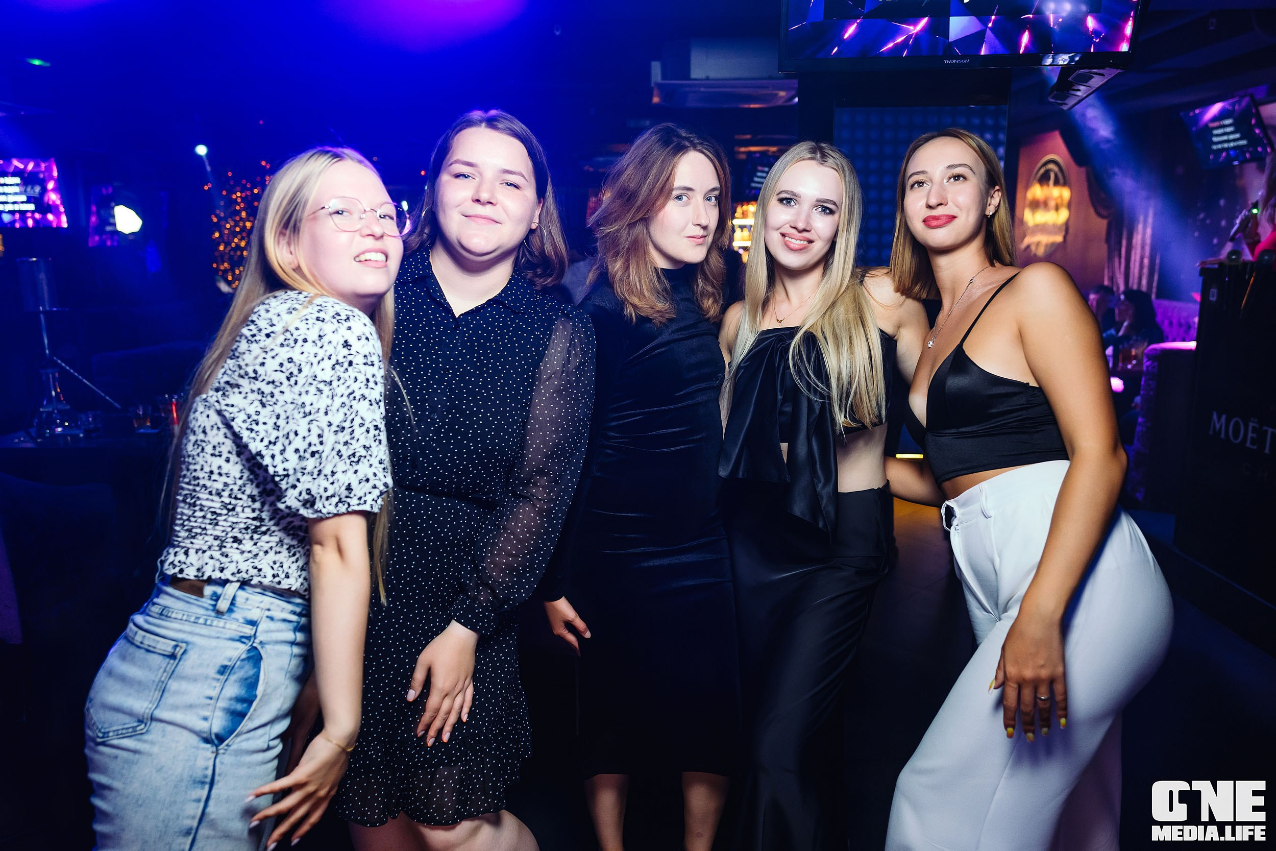 Фоторепортаж из караоке-клуба Эйфория. One Media Life: фоторепортажи, фотоотчеты с мероприятий и заведений