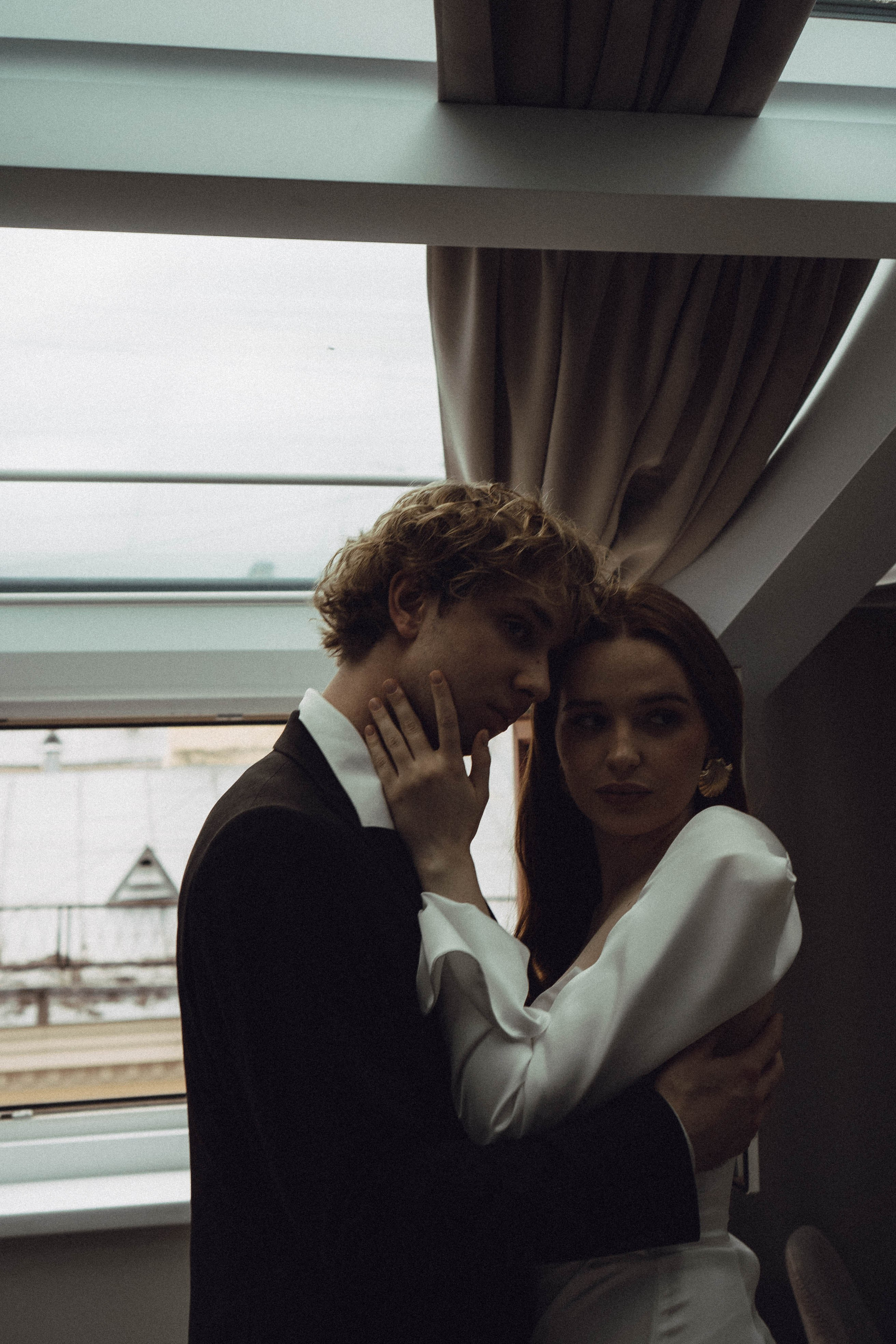 СВАДЕБНАЯ СЬЕМКА В ОТЕЛЕ. СБОРЫ ЖЕНИХА И НЕВЕСТЫ И ТАКЖЕ ТОР И ПОДГОТОВКА К ПРОГУЛКЕ. Профессиональный фотограф, Санкт-Петербург — Виктория Богомолова